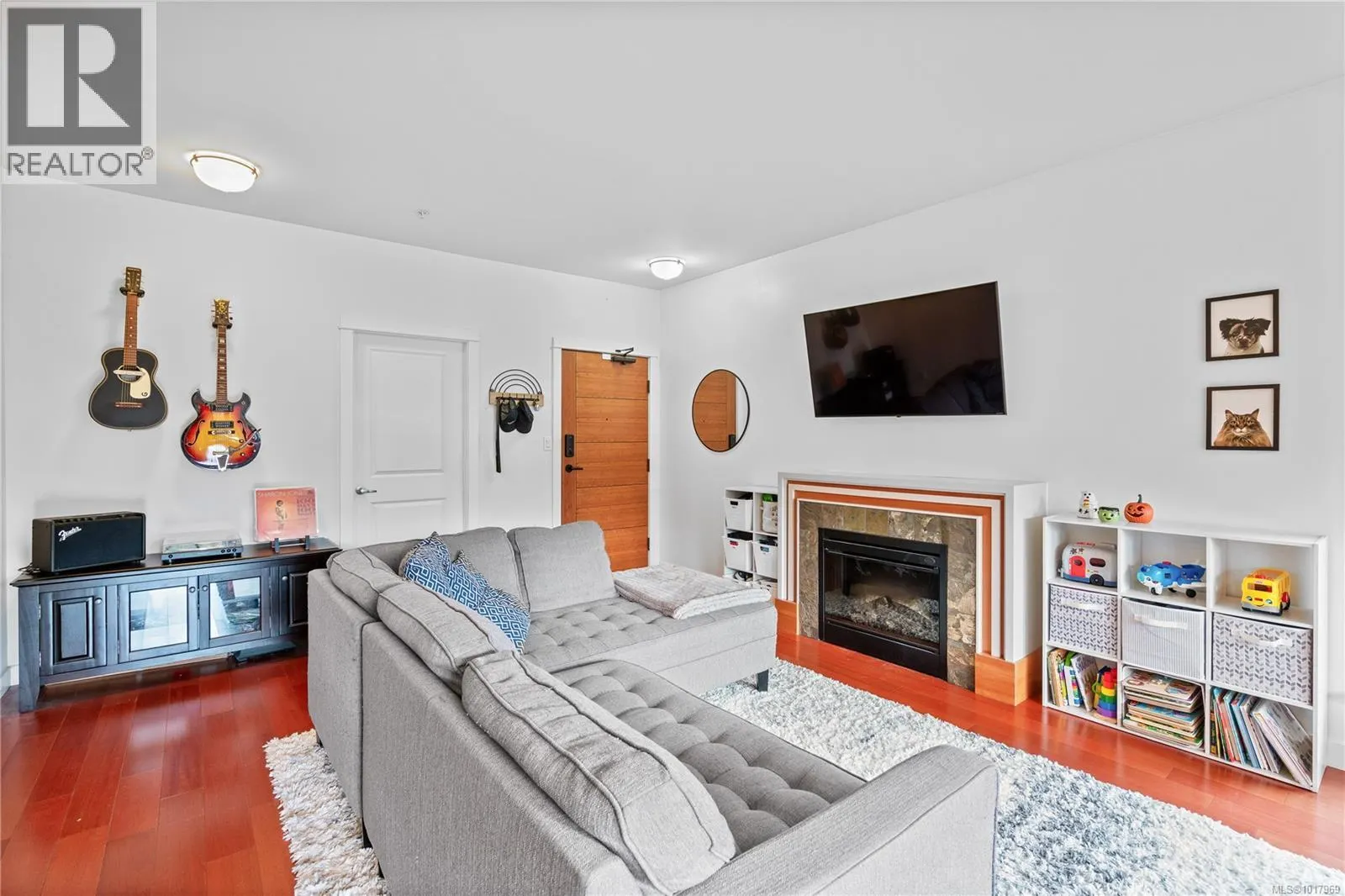 303 101 Nursery Hill Dr