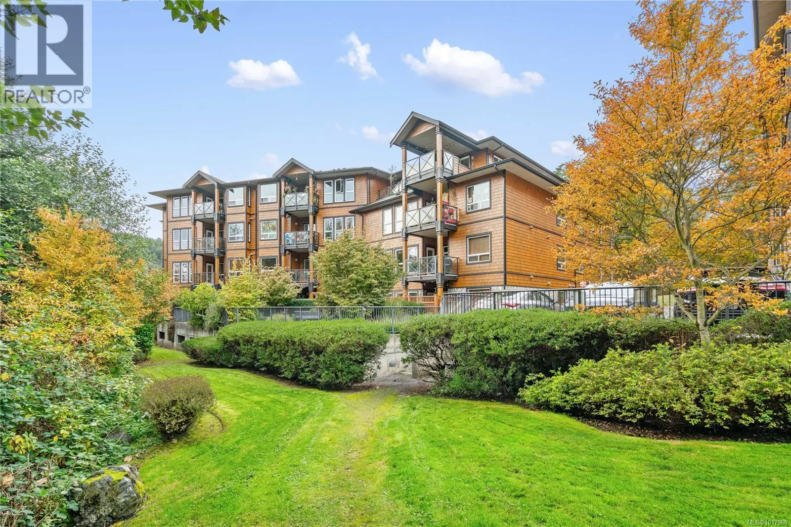 303 101 Nursery Hill Dr