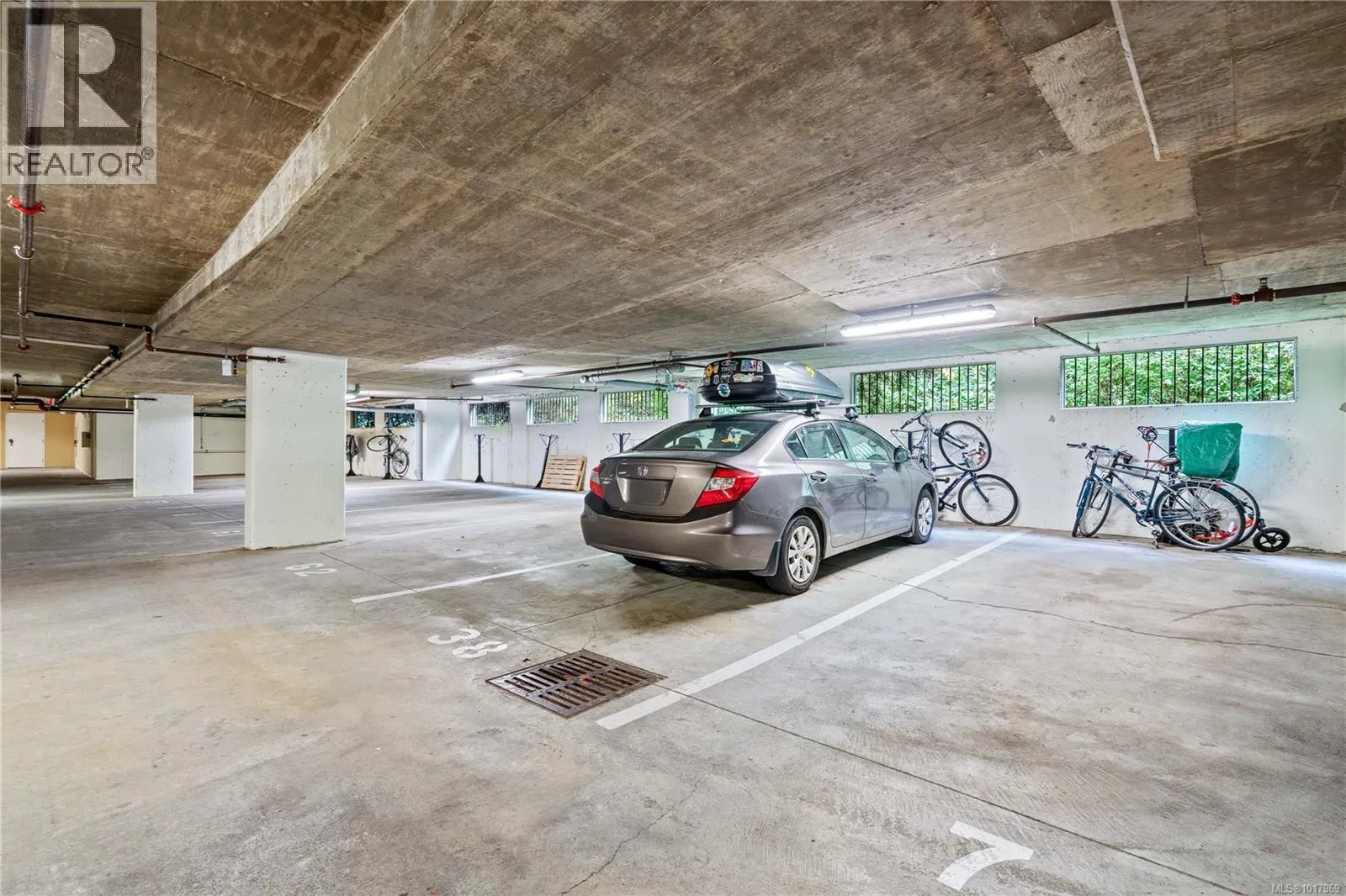 303 101 Nursery Hill Dr