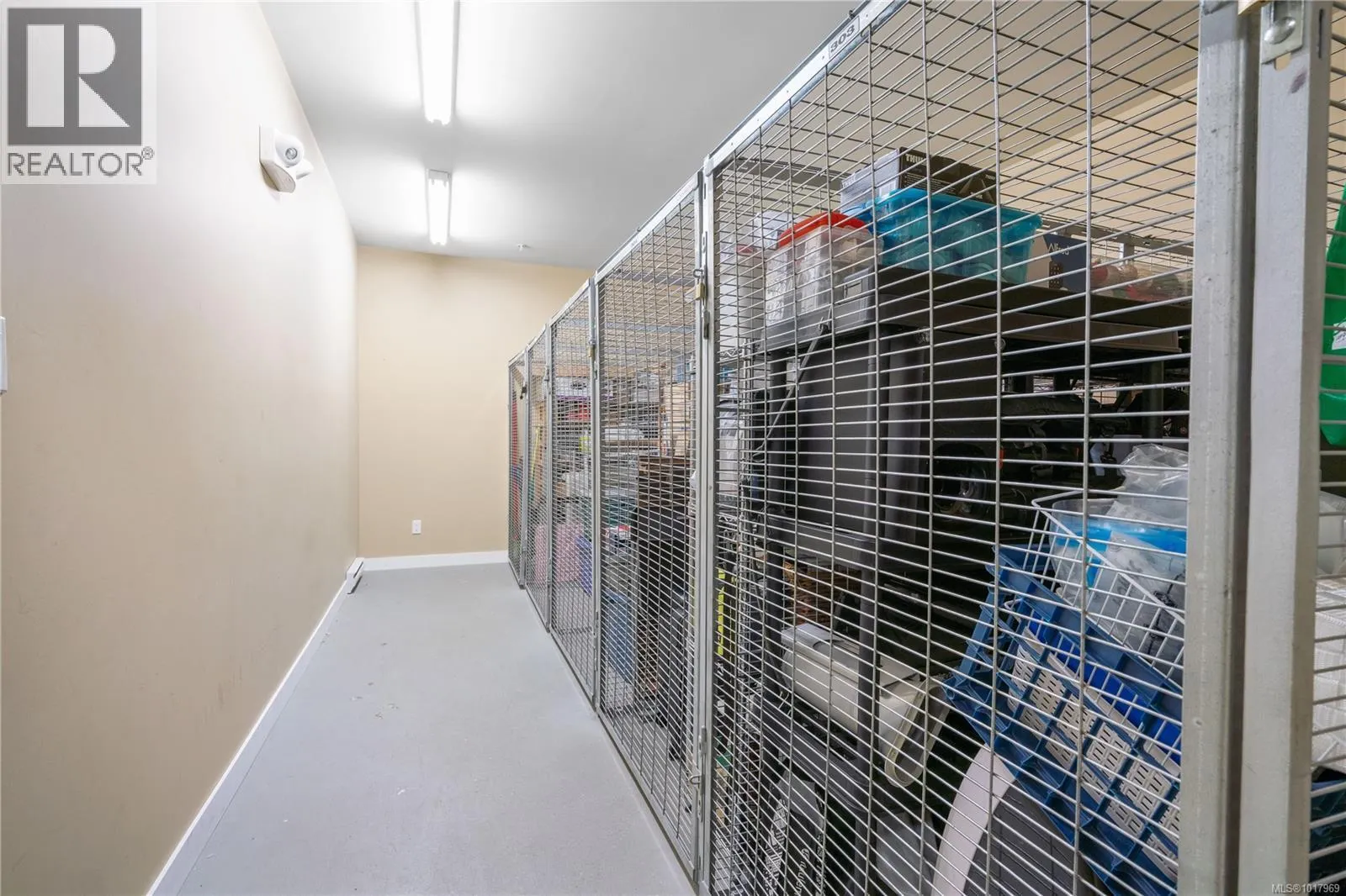 303 101 Nursery Hill Dr