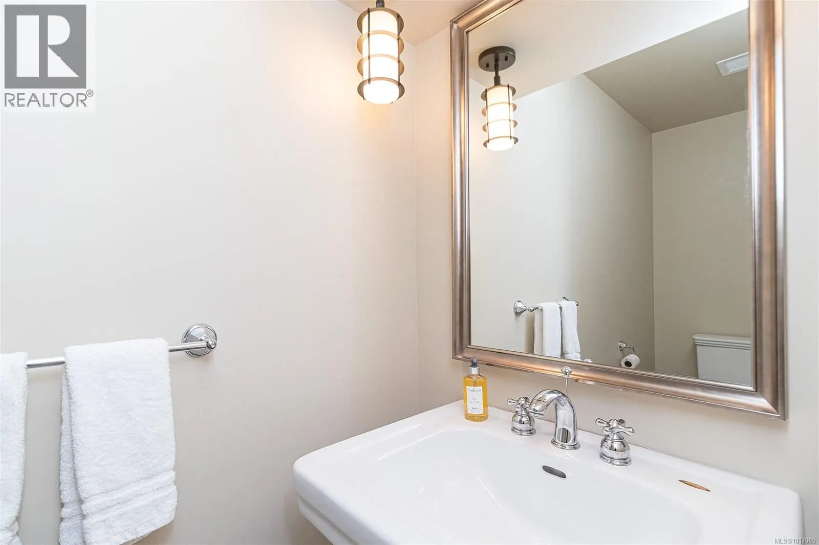 113/115 D 1376 Lynburne Pl