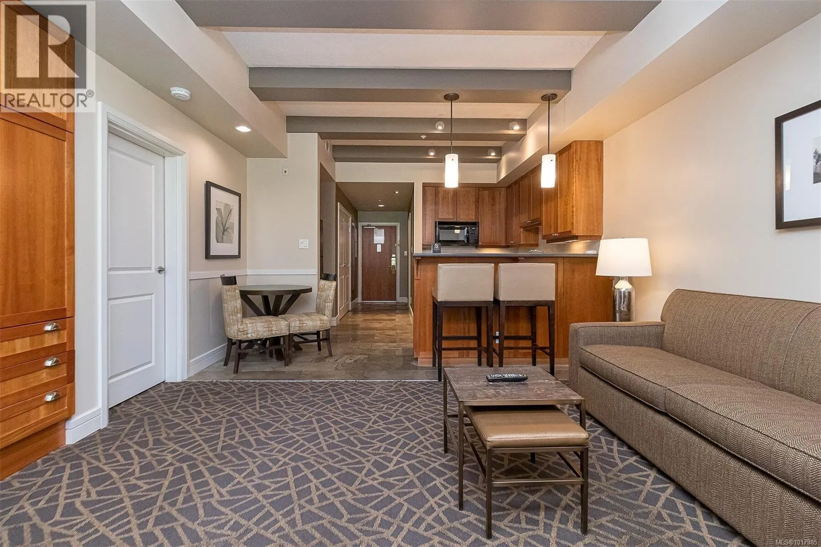 113/115 D 1376 Lynburne Pl