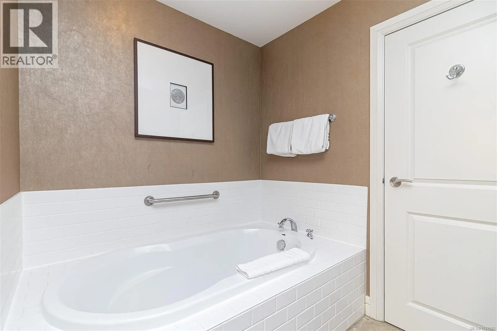 113/115 D 1376 Lynburne Pl