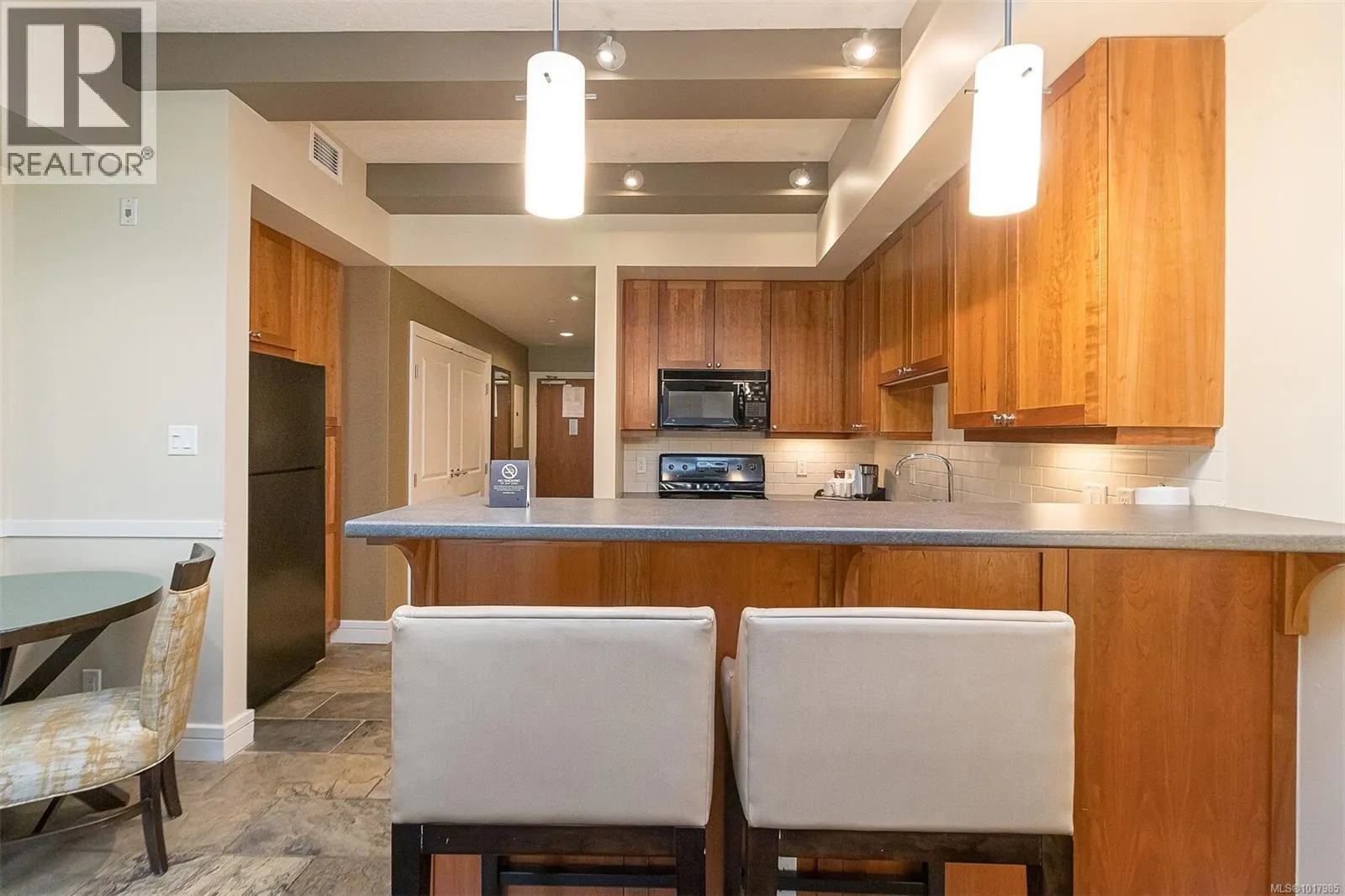 113/115 D 1376 Lynburne Pl