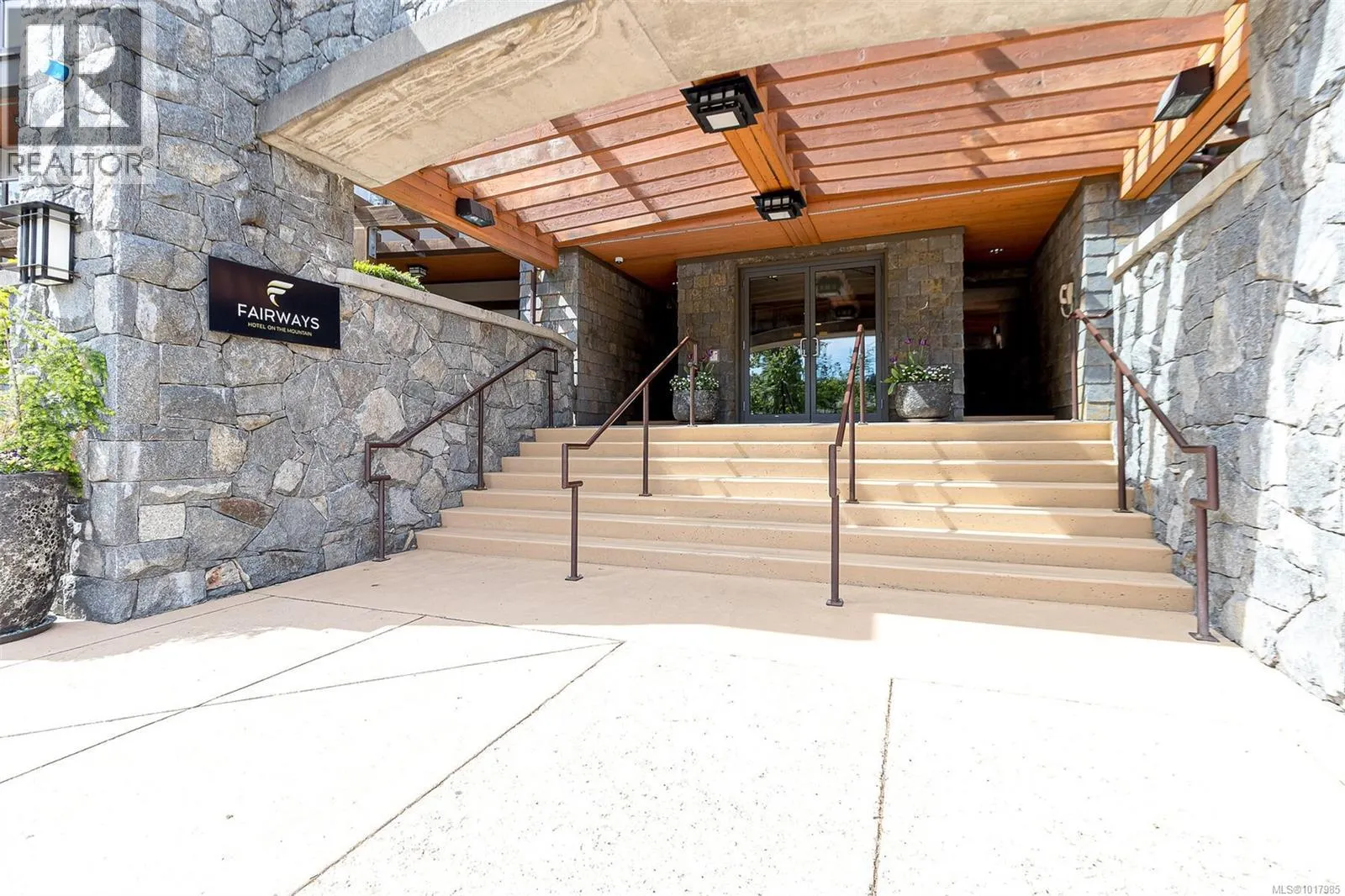 113/115 D 1376 Lynburne Pl