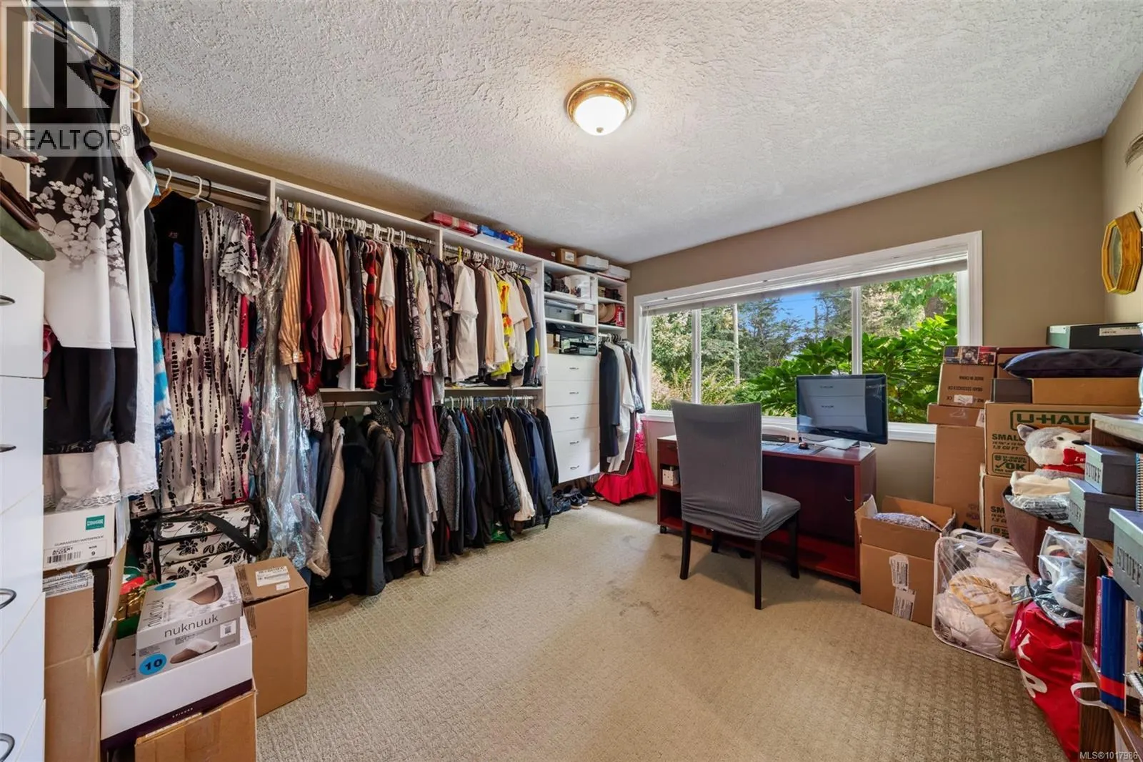 9168 West Saanich Rd