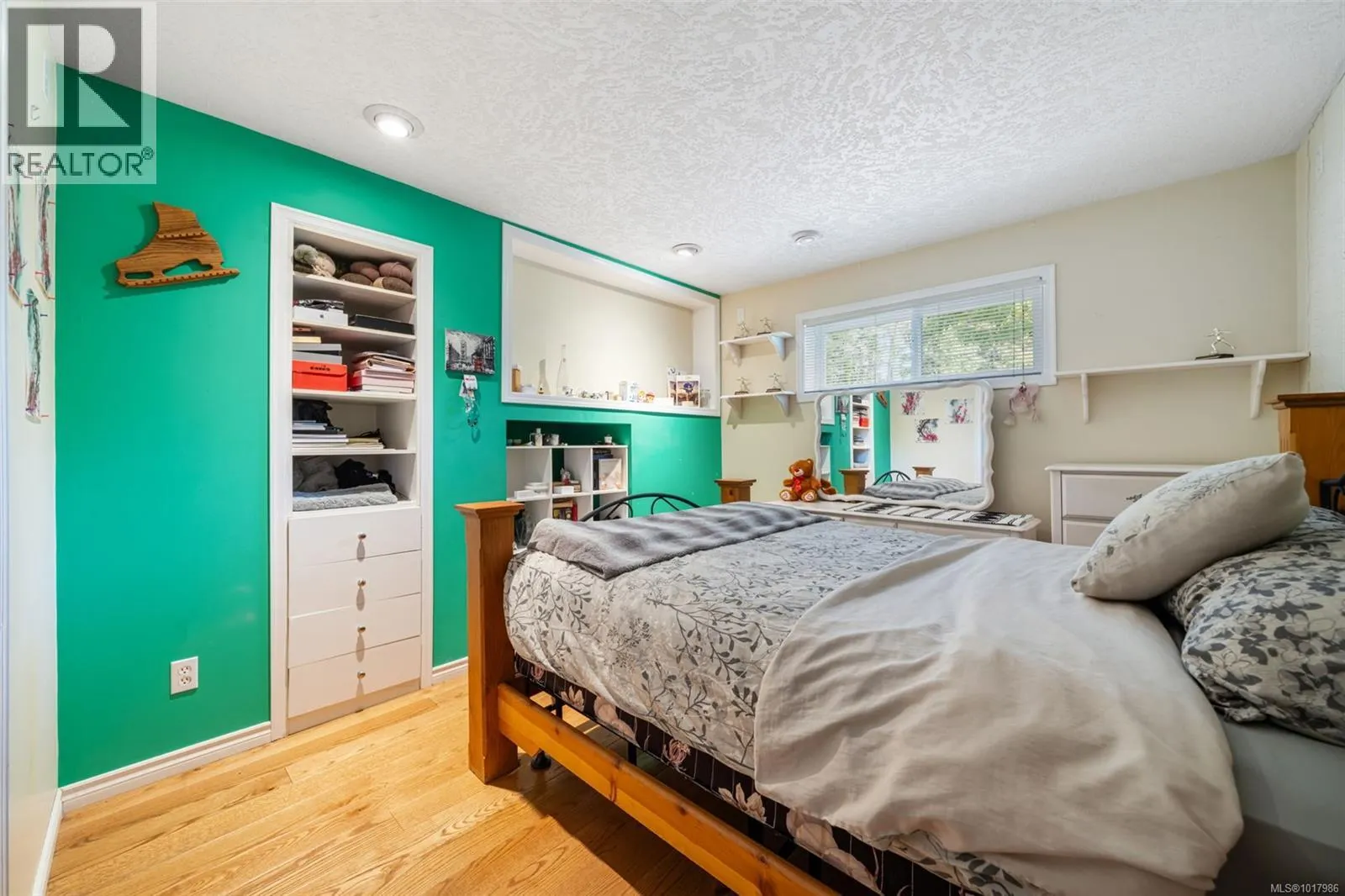9168 West Saanich Rd