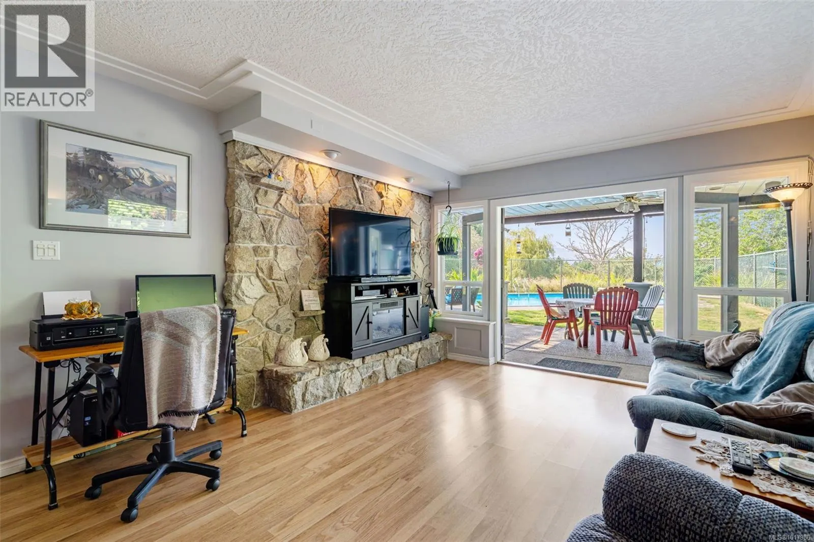 9168 West Saanich Rd