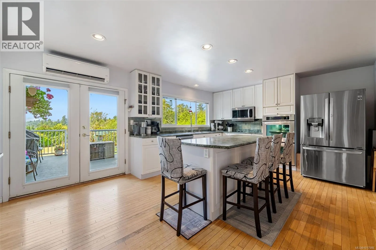 9168 West Saanich Rd