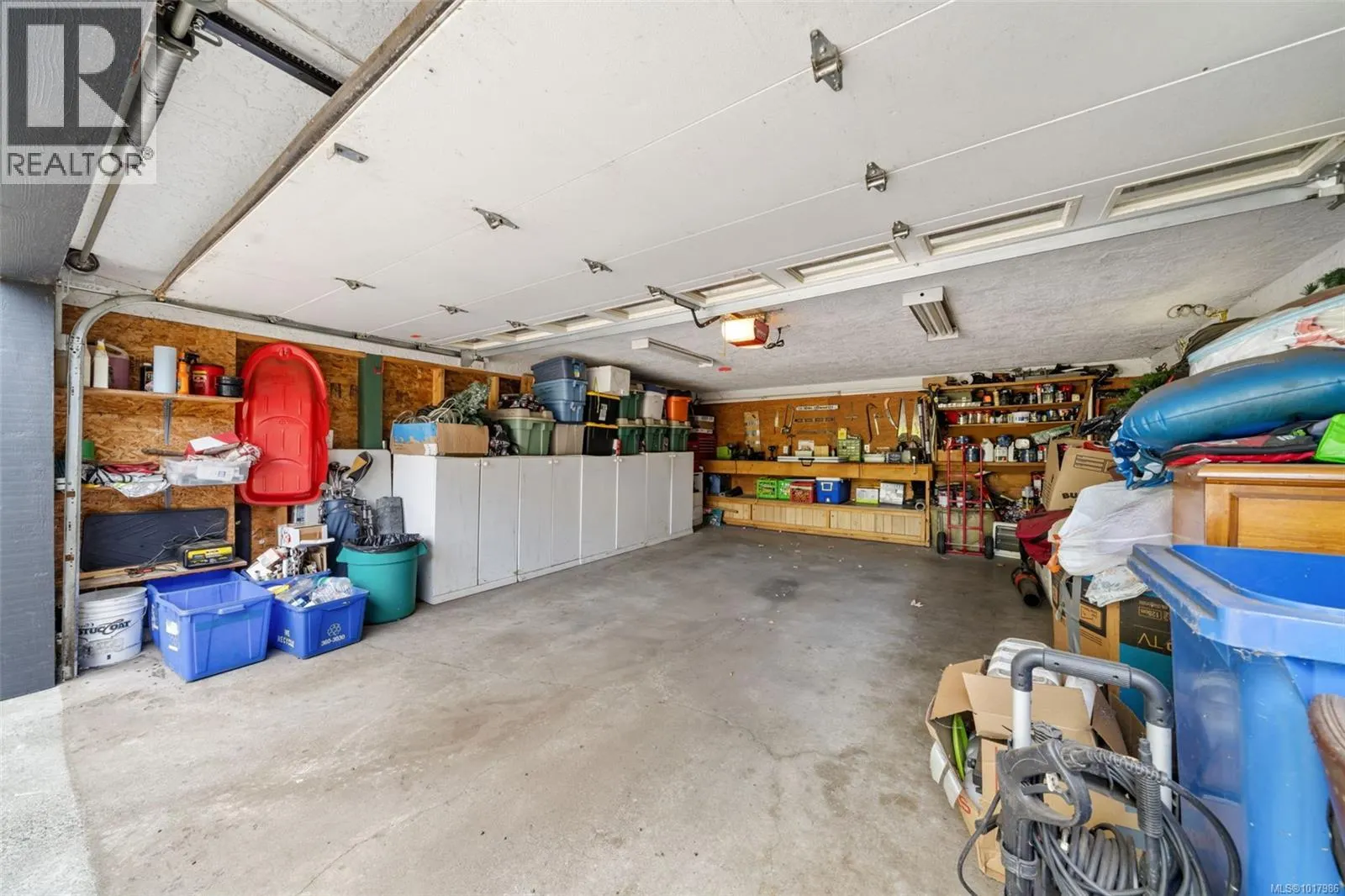 9168 West Saanich Rd