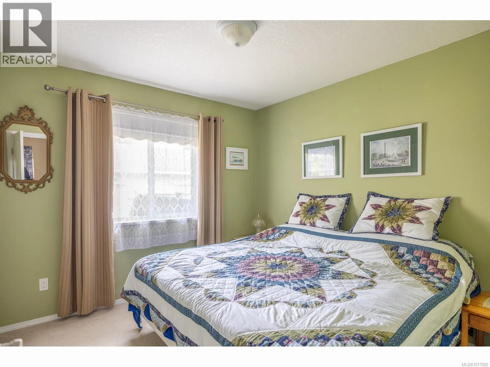 1221 GREEN Close