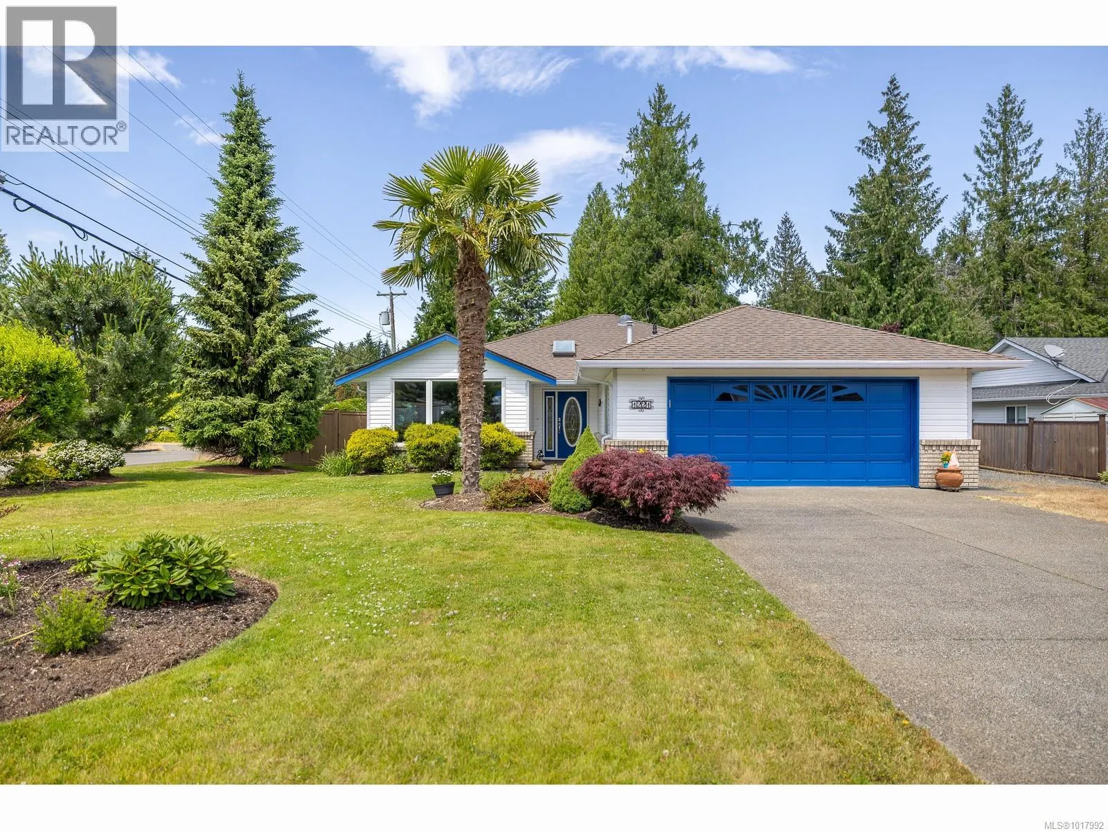1221 GREEN Close