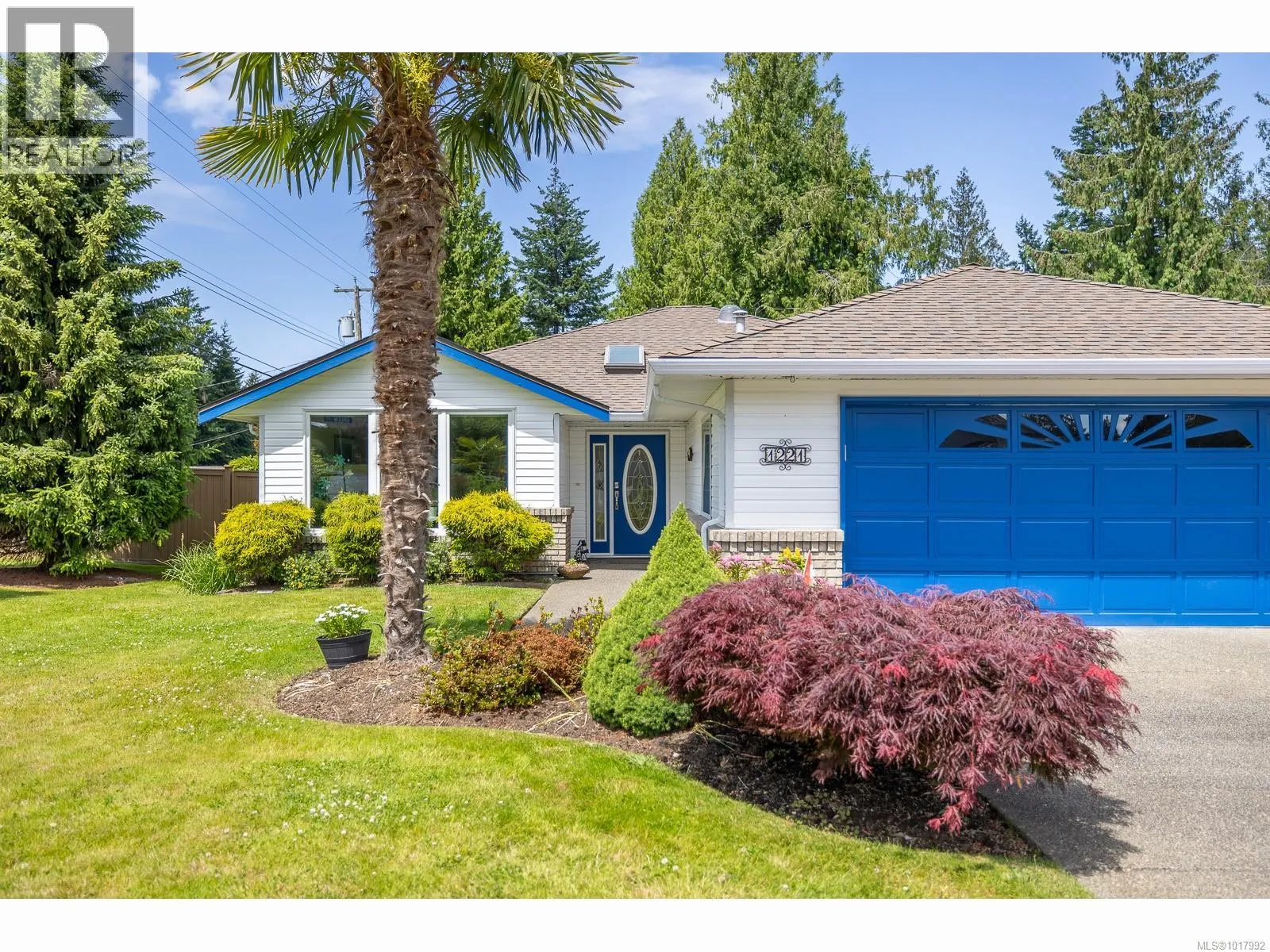 1221 GREEN Close