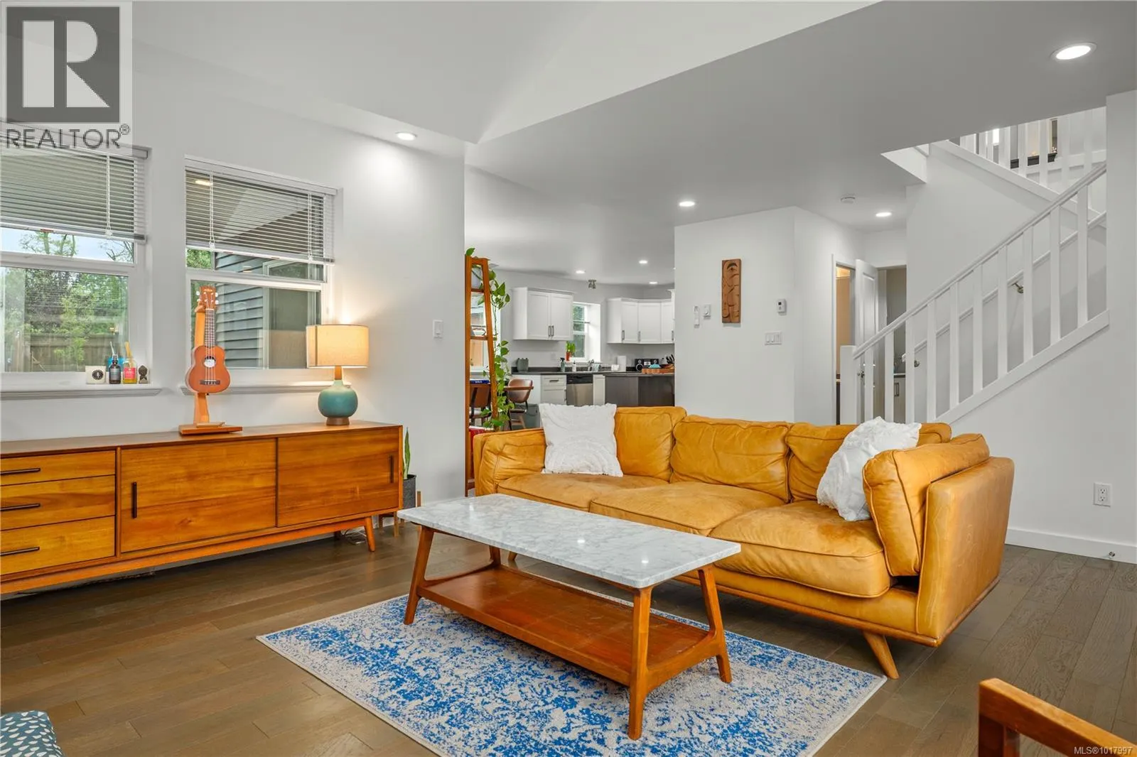 4524 Buena Vista Pl