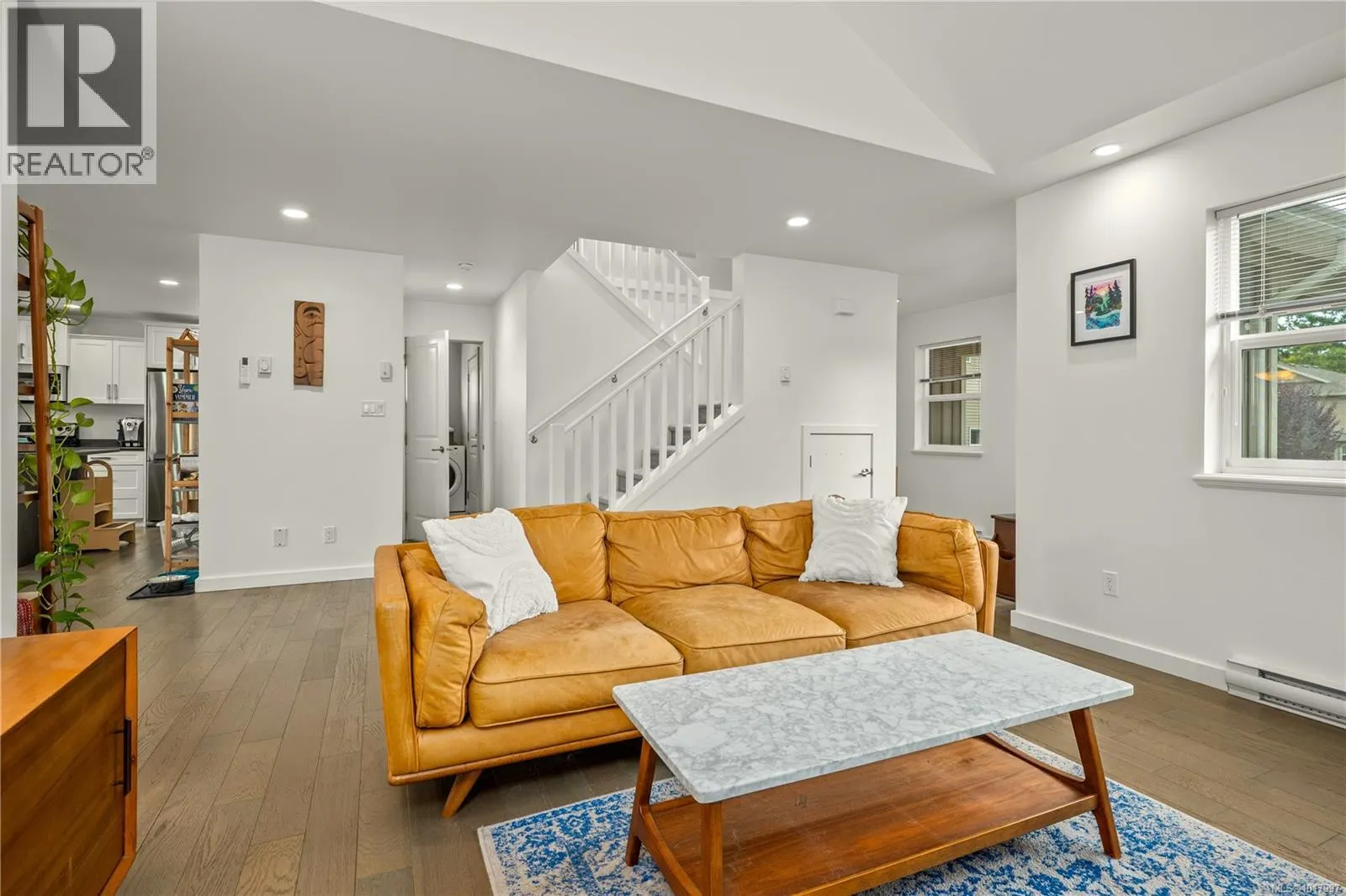 4524 Buena Vista Pl