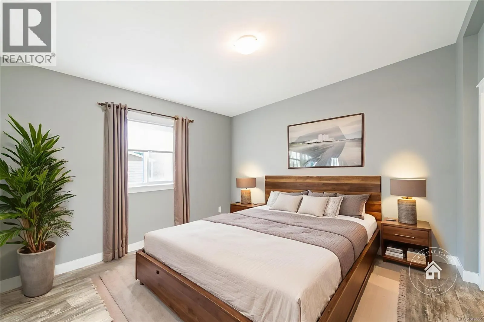 138 6325 Metral Dr