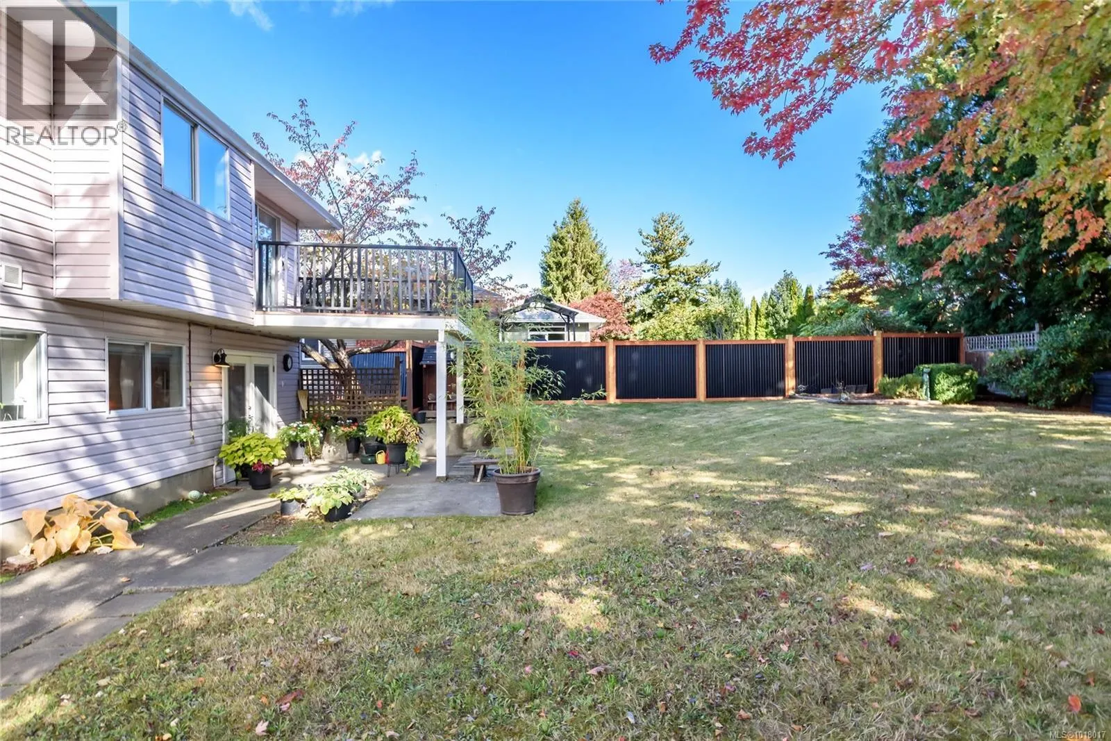 2043 Valley View Dr