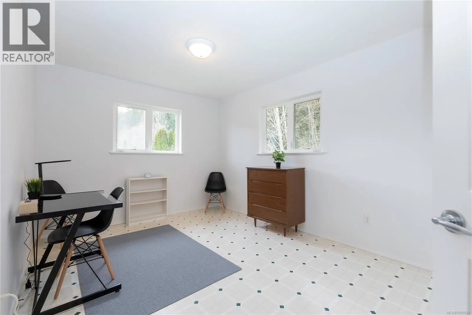 440 MacMillan Dr
