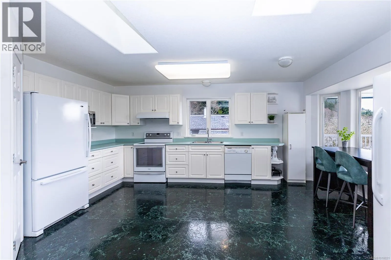 440 MacMillan Dr