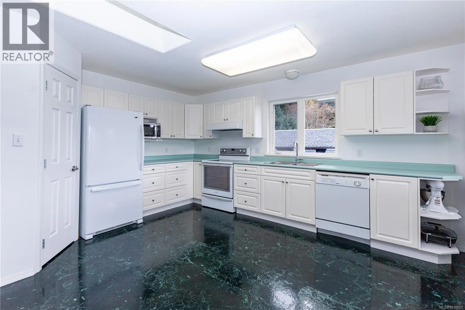 440 MacMillan Dr