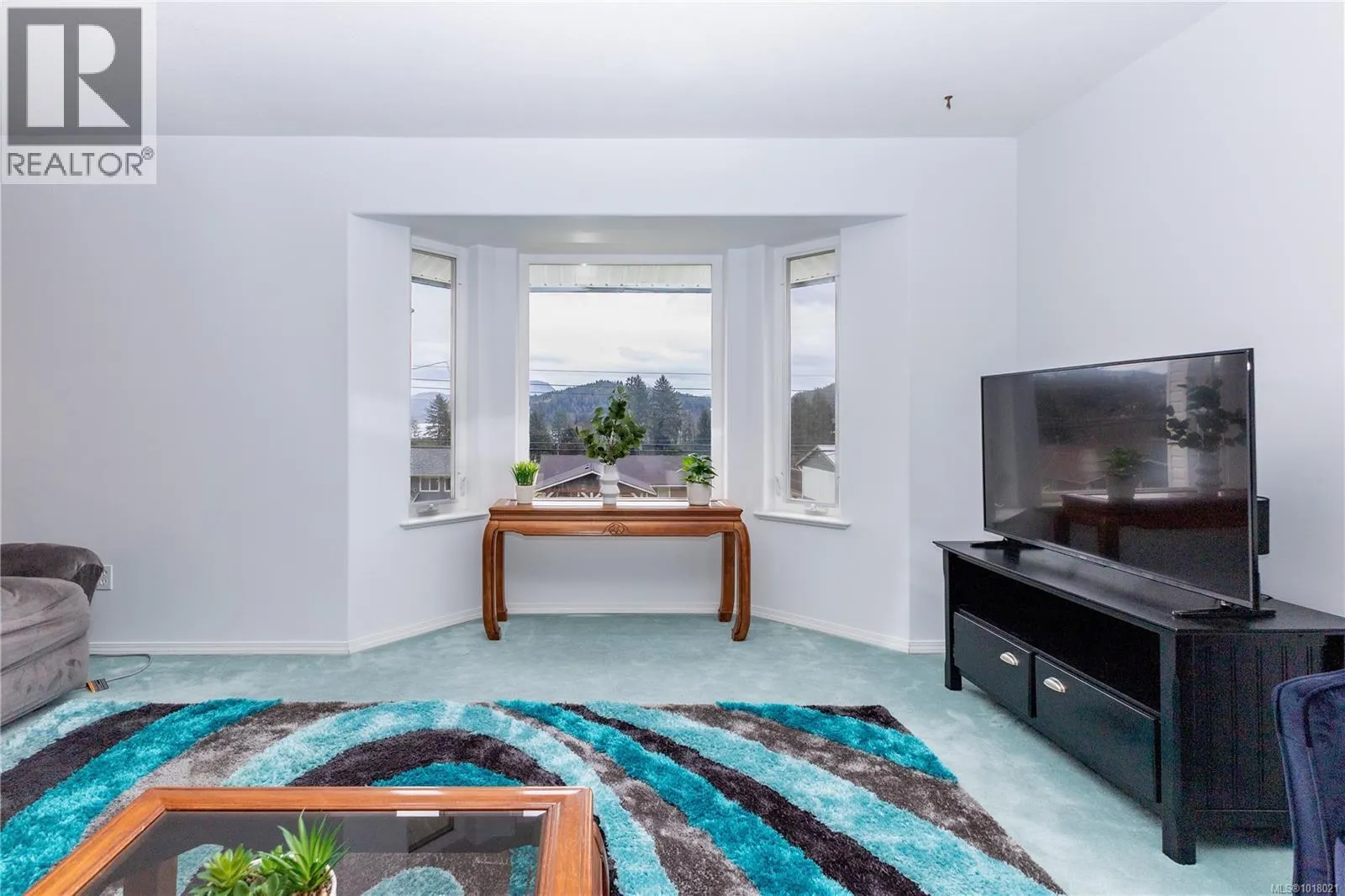 440 MacMillan Dr