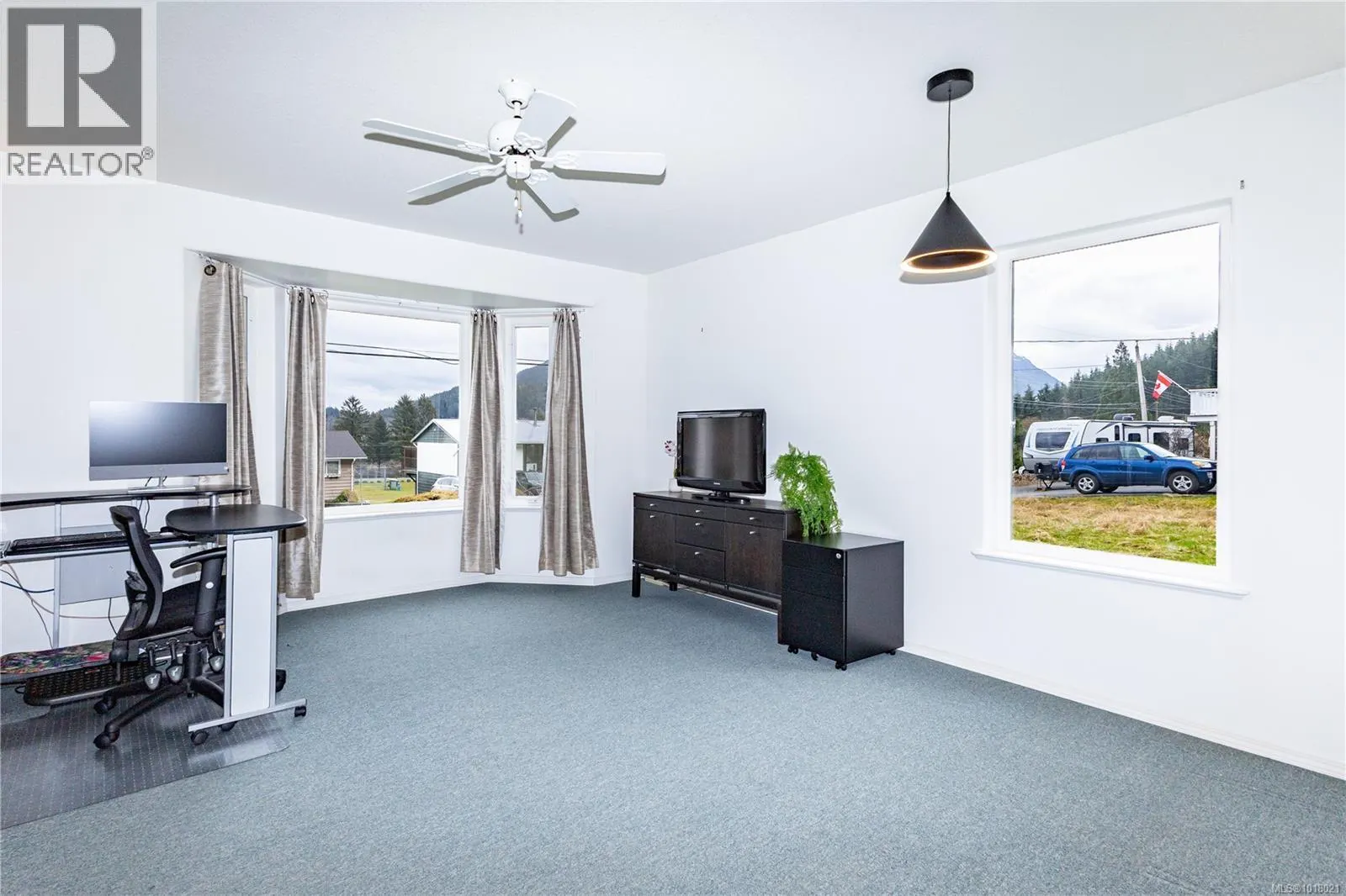 440 MacMillan Dr