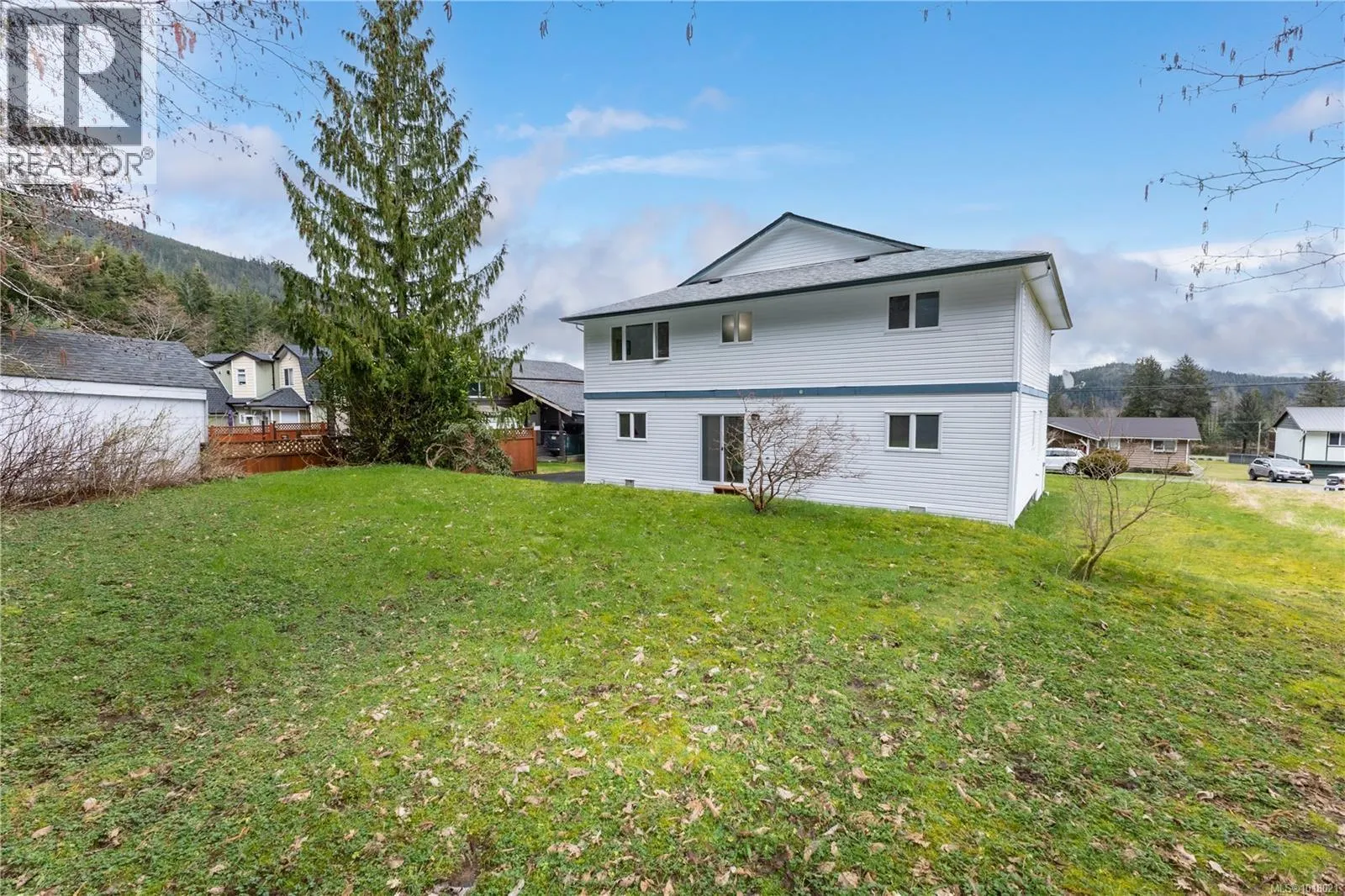 440 MacMillan Dr