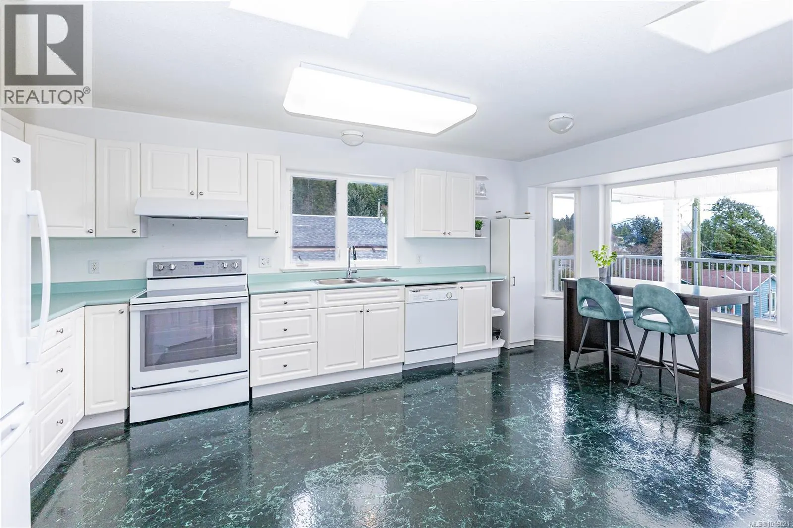 440 MacMillan Dr
