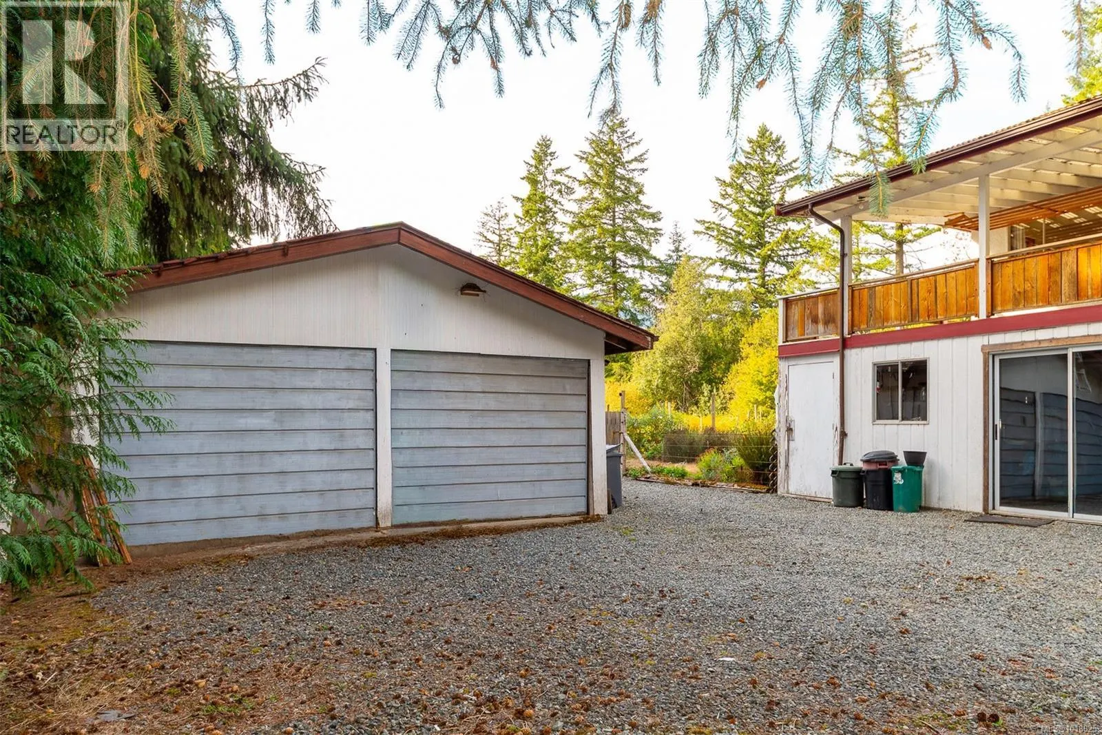 6686 Bell McKinnon Rd
