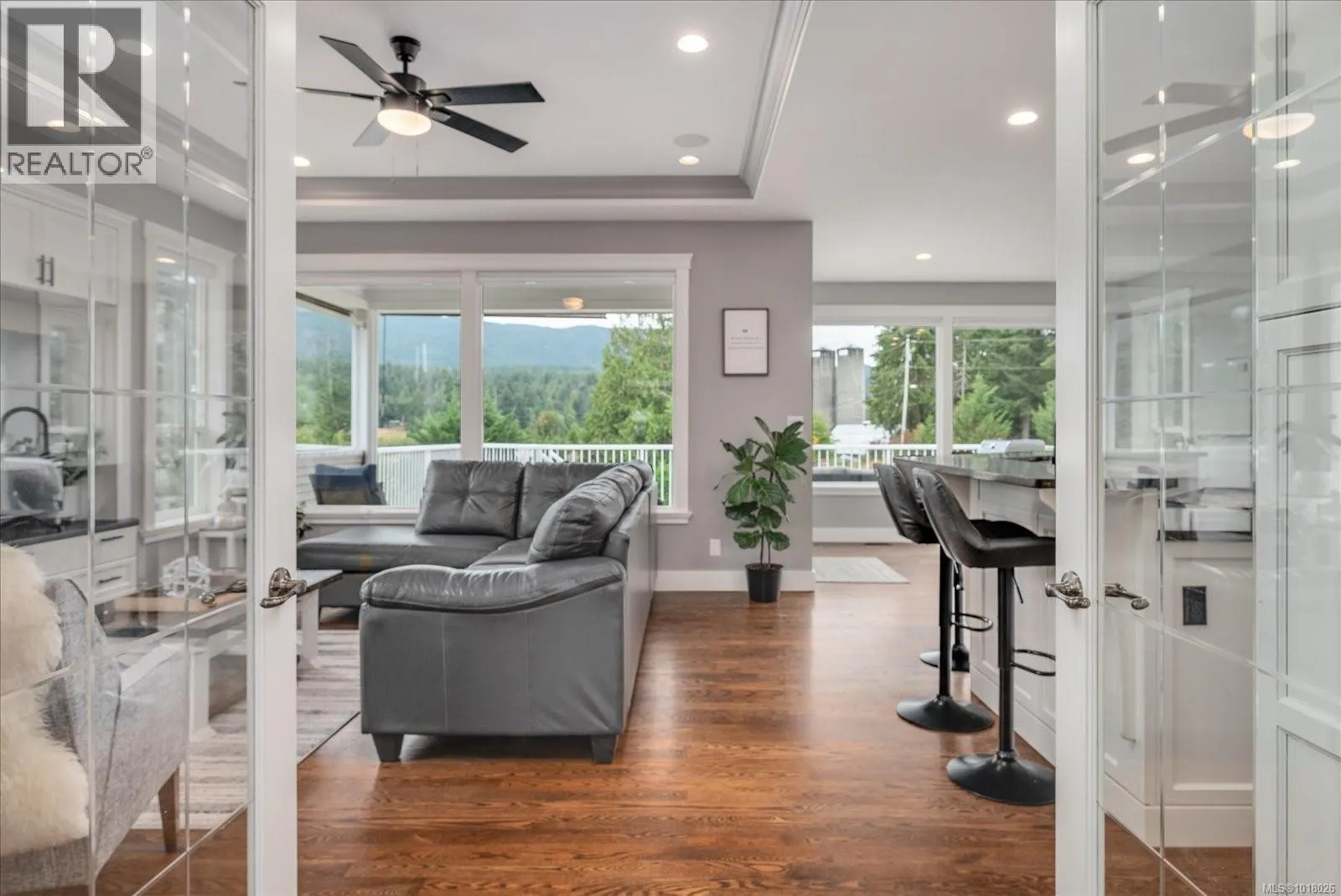 3603 Monterey Dr