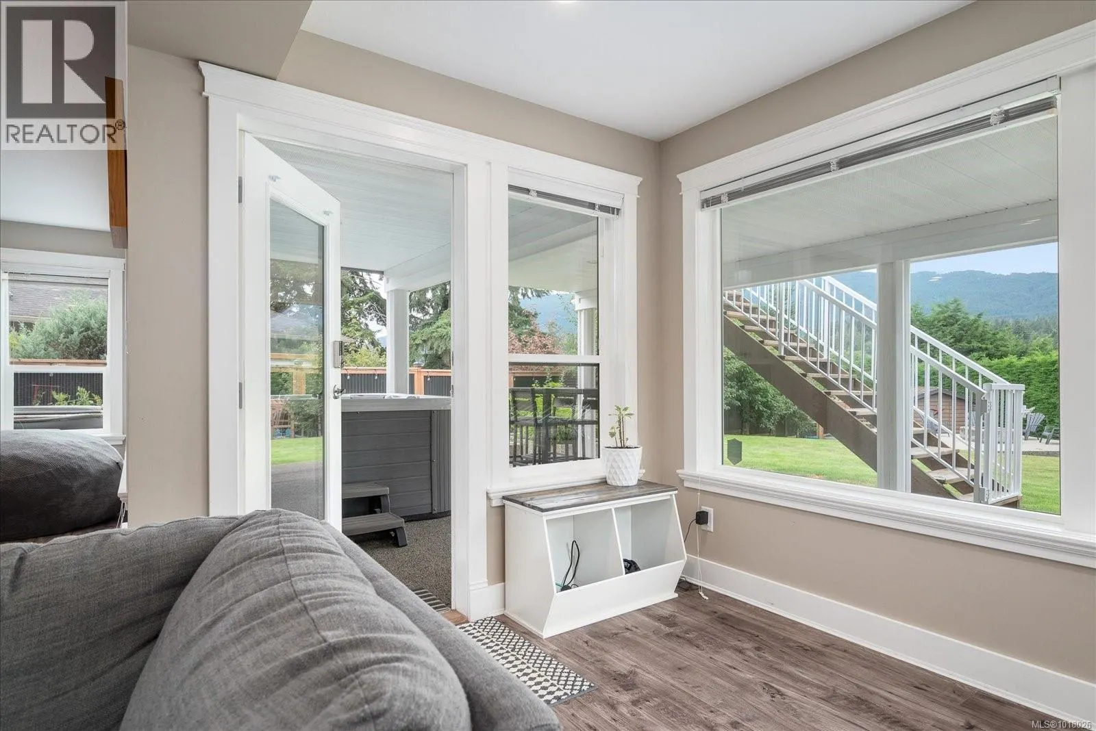 3603 Monterey Dr