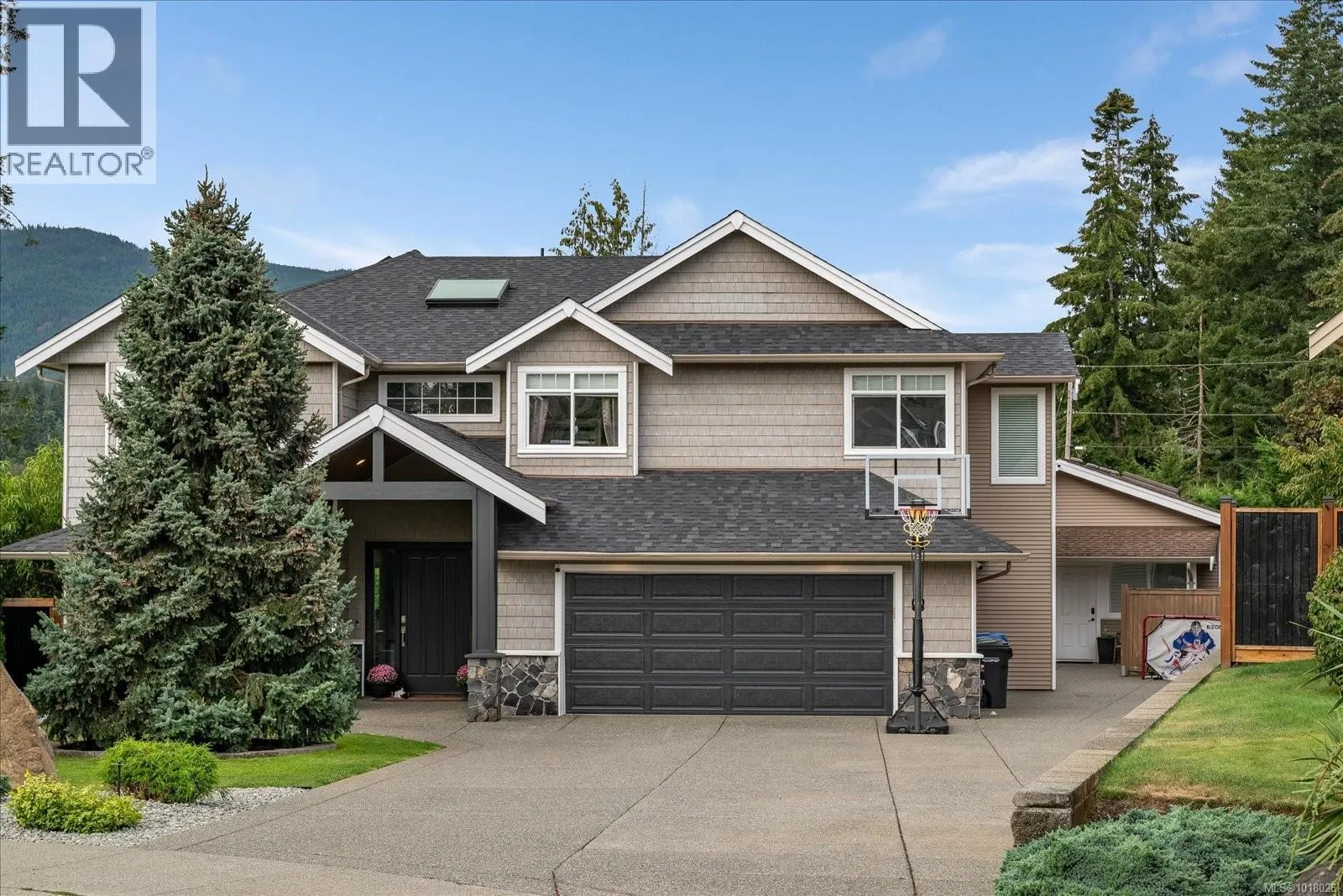 3603 Monterey Dr