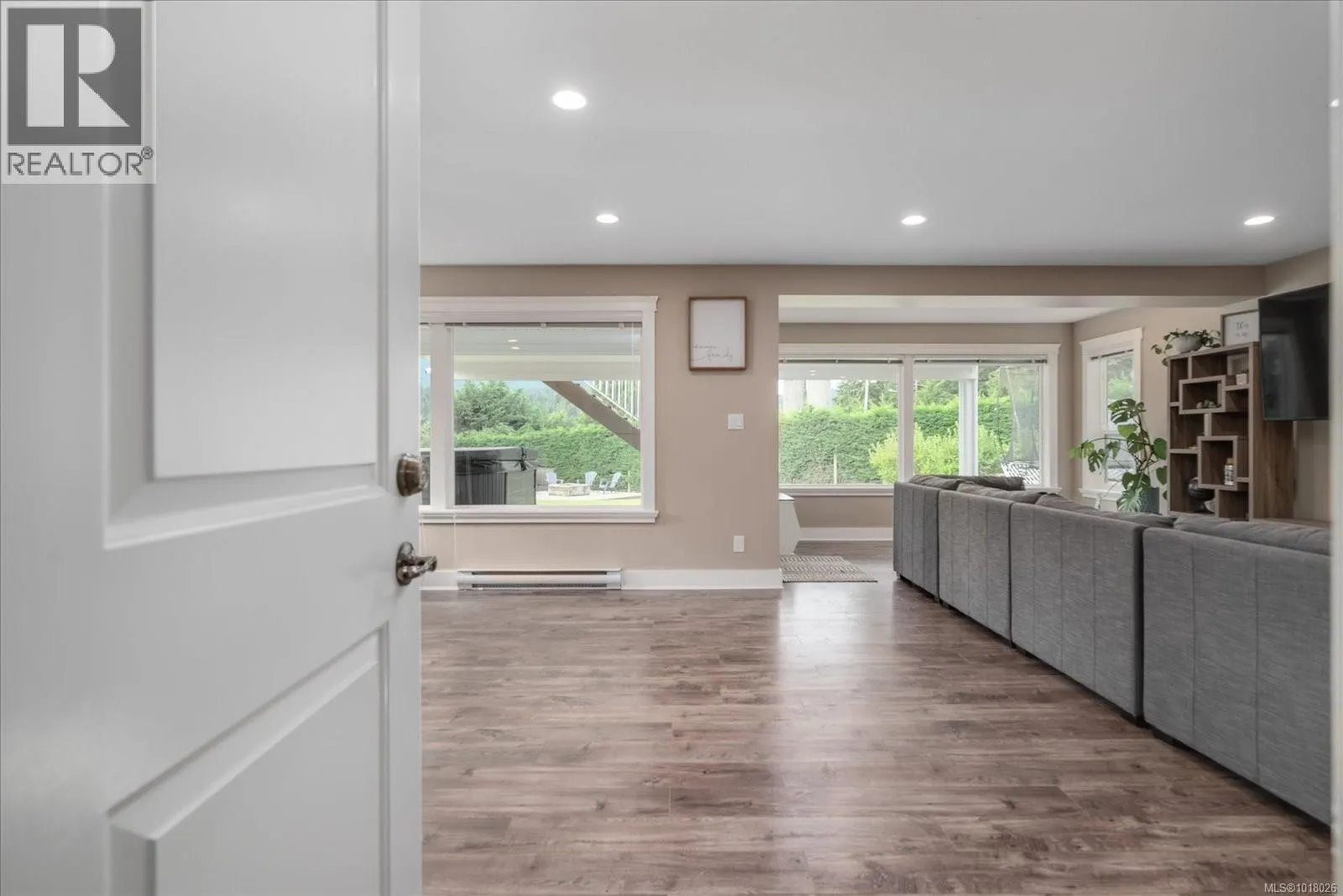 3603 Monterey Dr