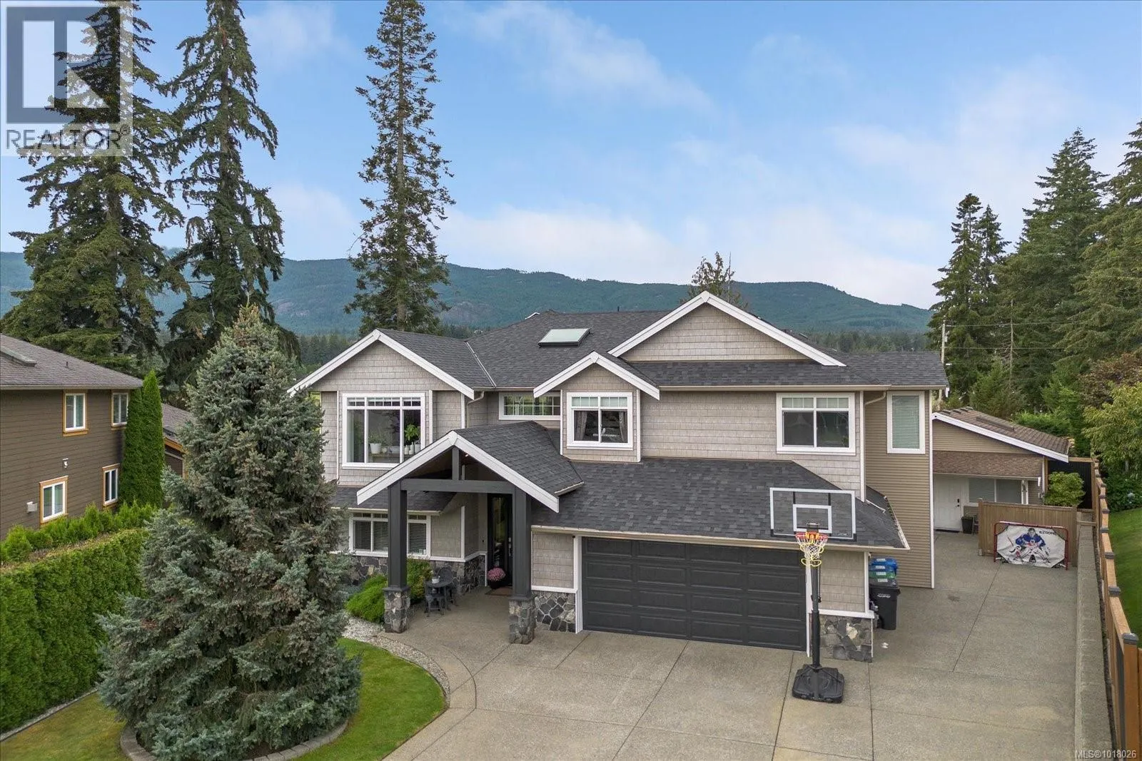 3603 Monterey Dr