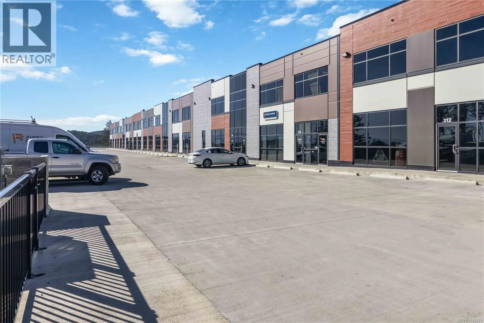 310 4342 West Shore Pkwy