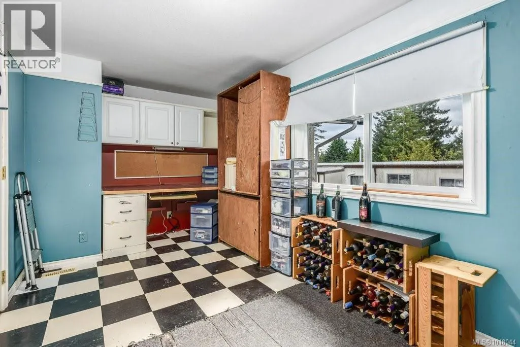 61 3216 Back Rd