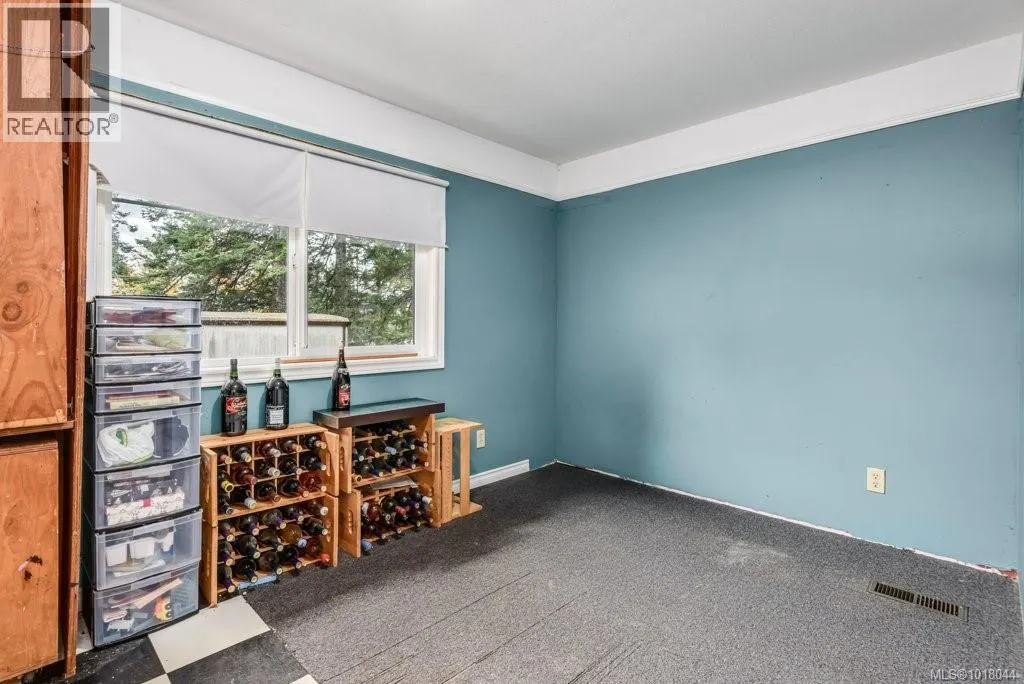 61 3216 Back Rd