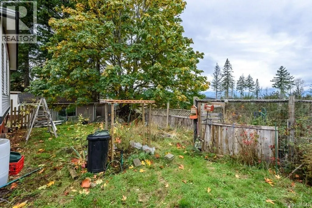 61 3216 Back Rd