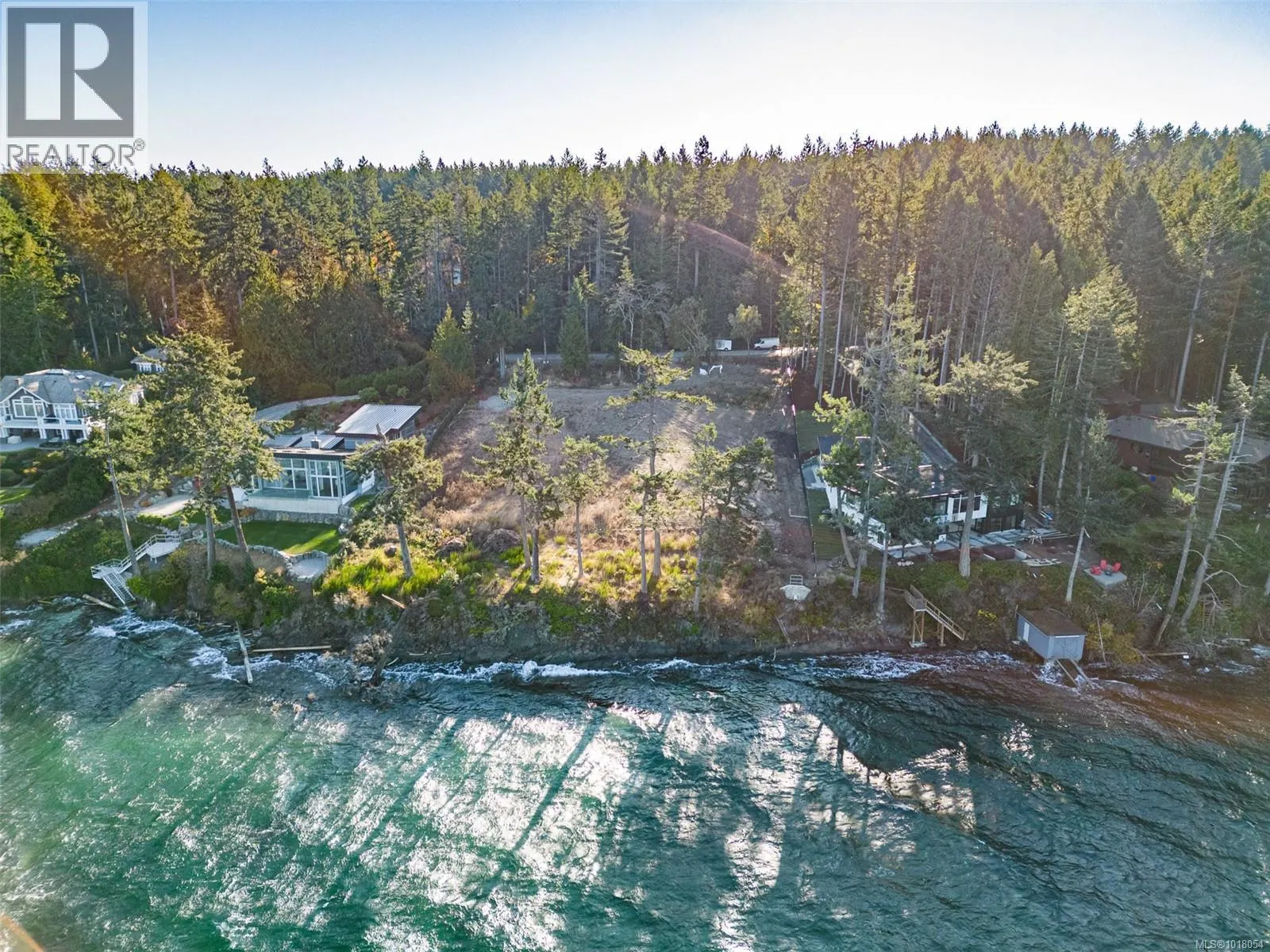 760 Lands End Rd