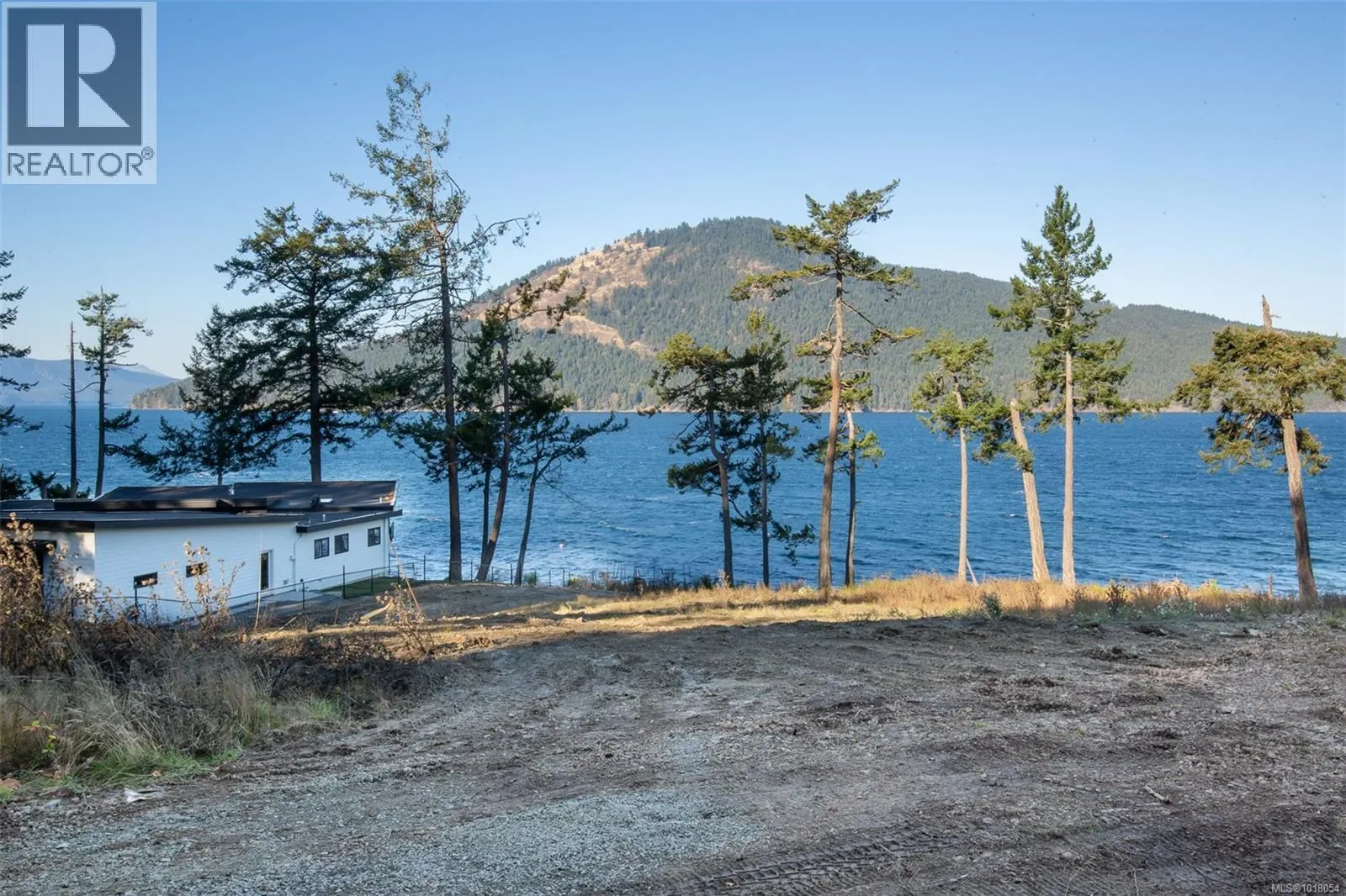 760 Lands End Rd