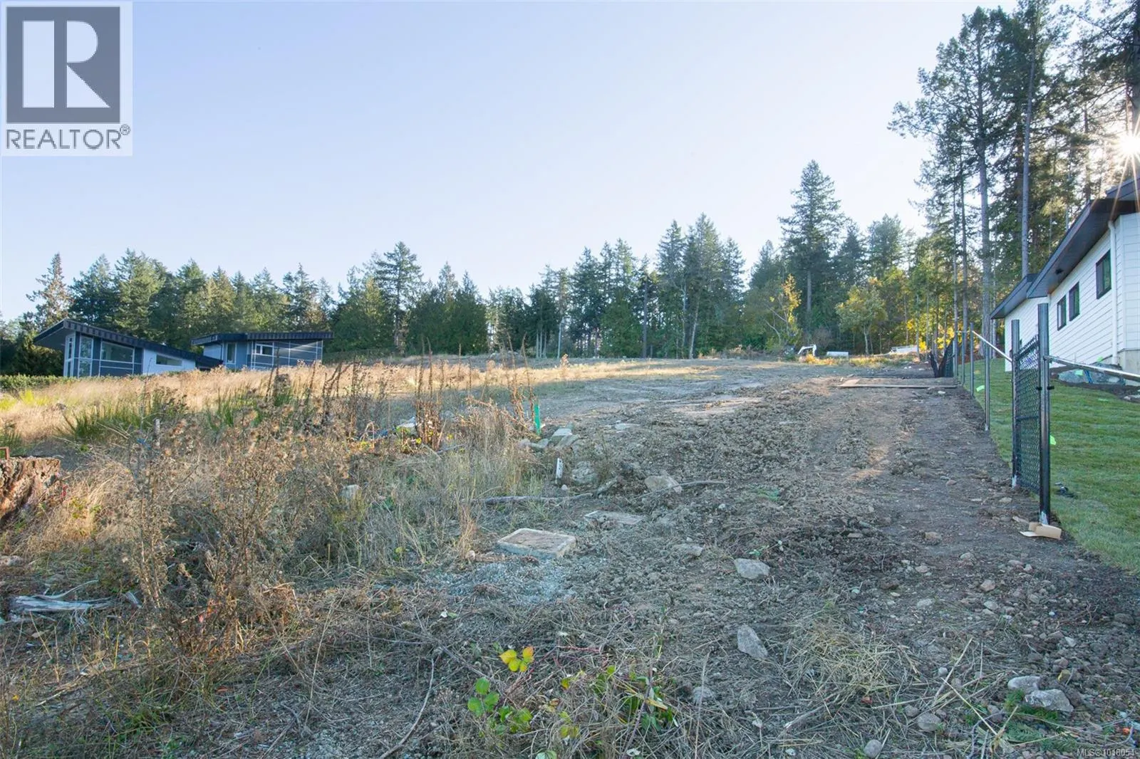 760 Lands End Rd