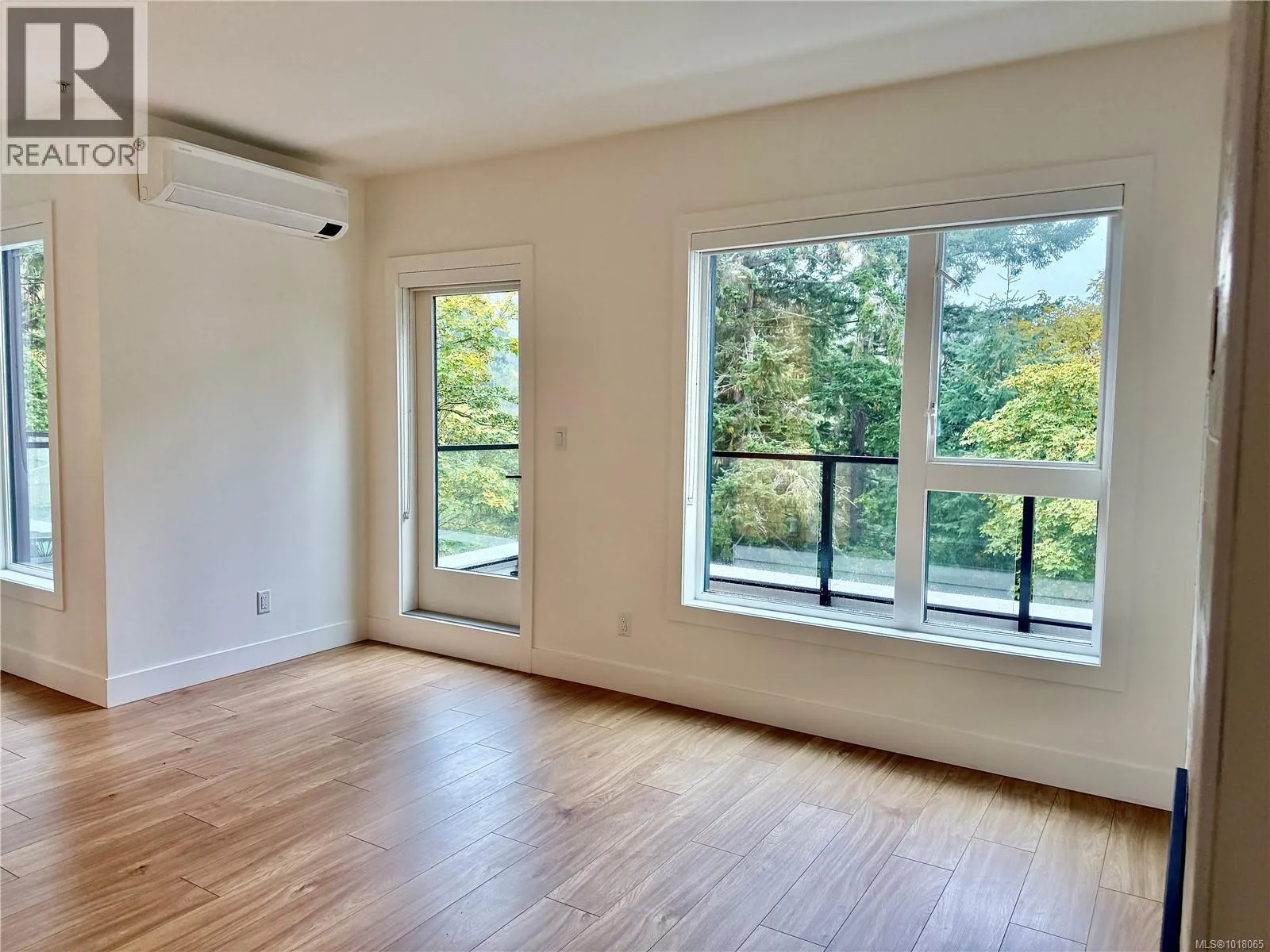 14 2330 Sooke Rd