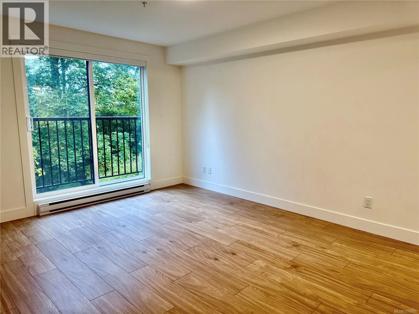 14 2330 Sooke Rd