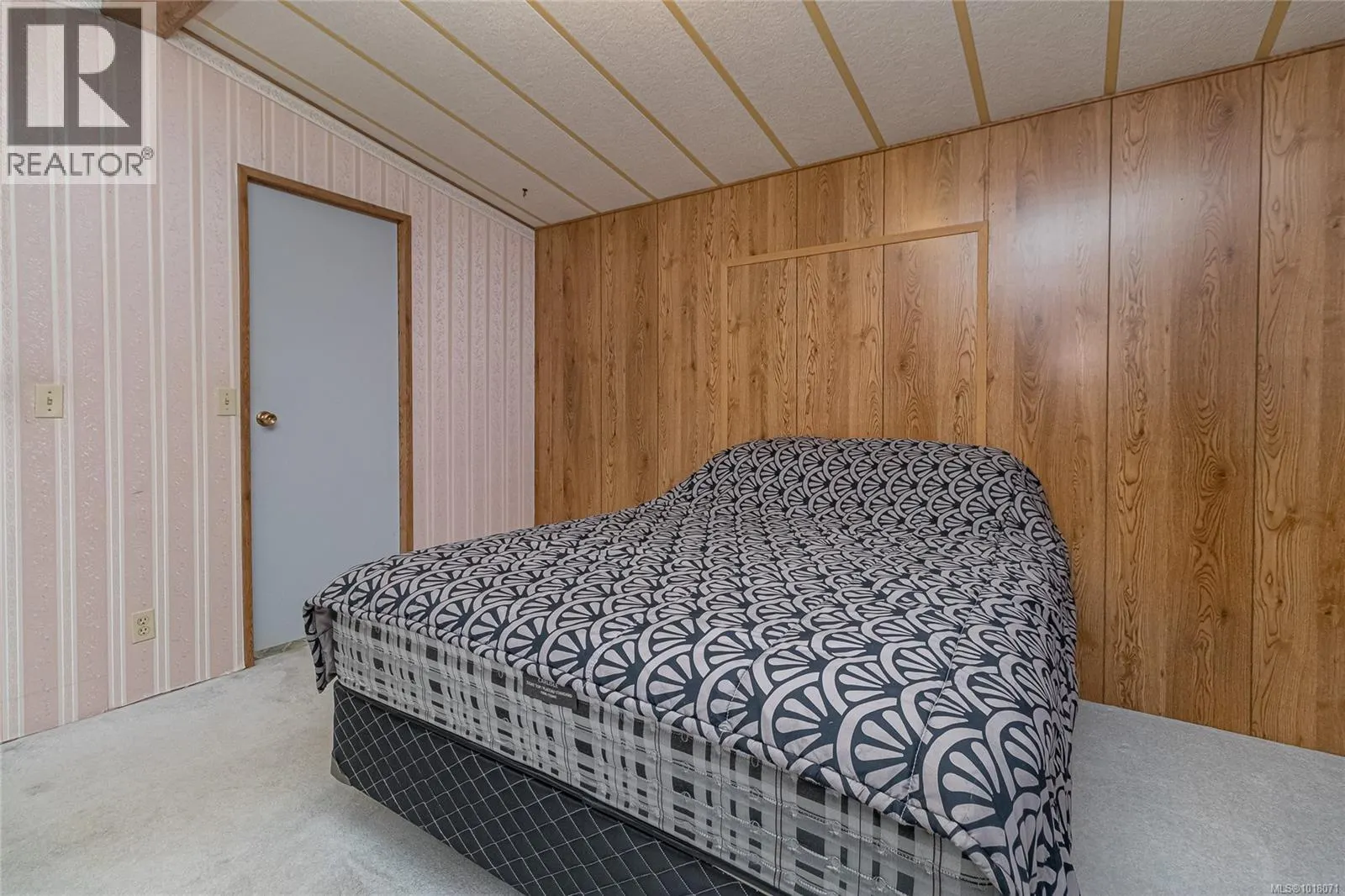 17 7701 Central Saanich Rd