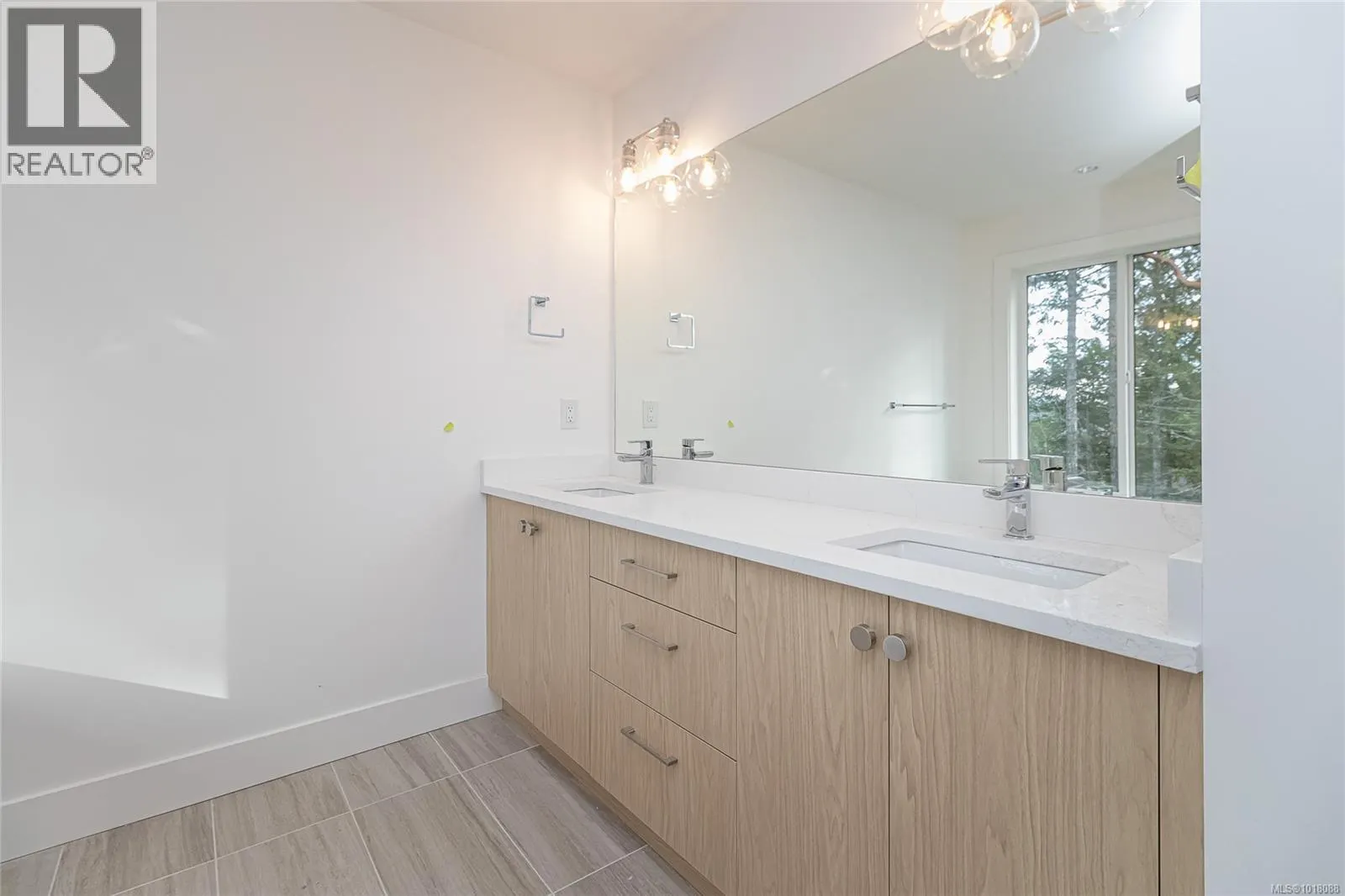 2167 Bellflower Dr