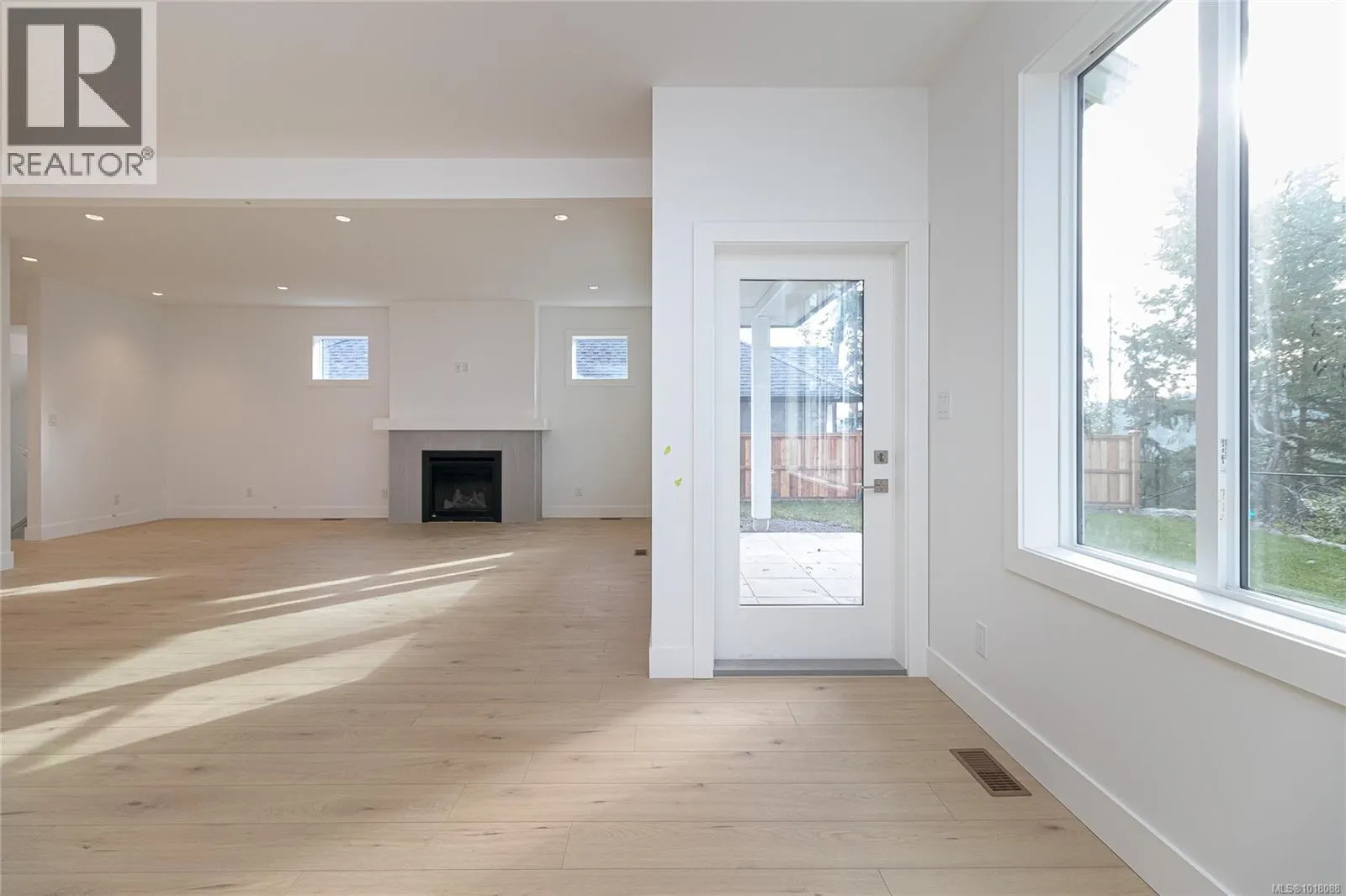 2167 Bellflower Dr