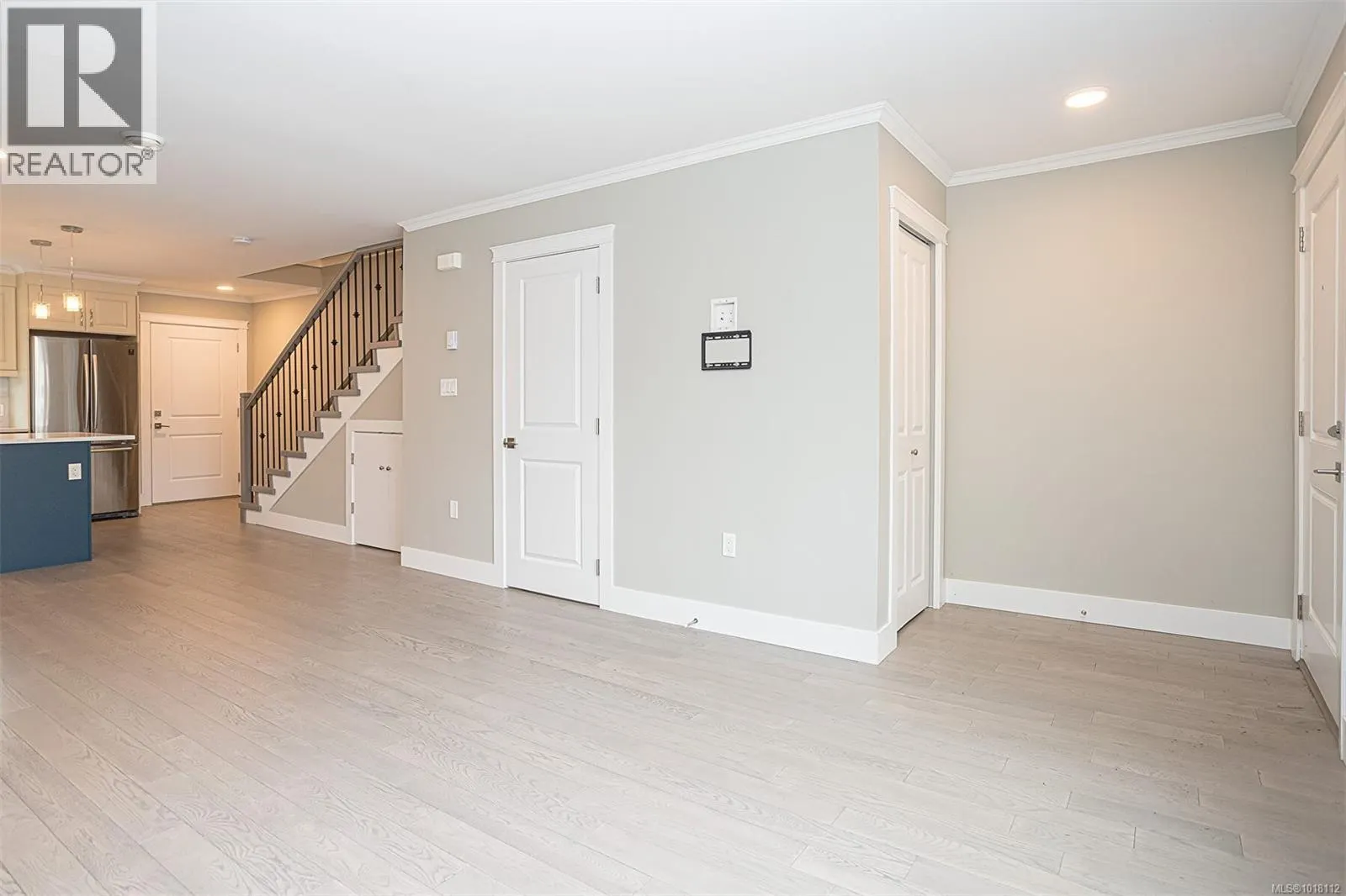 110 3248 Sherman Rd