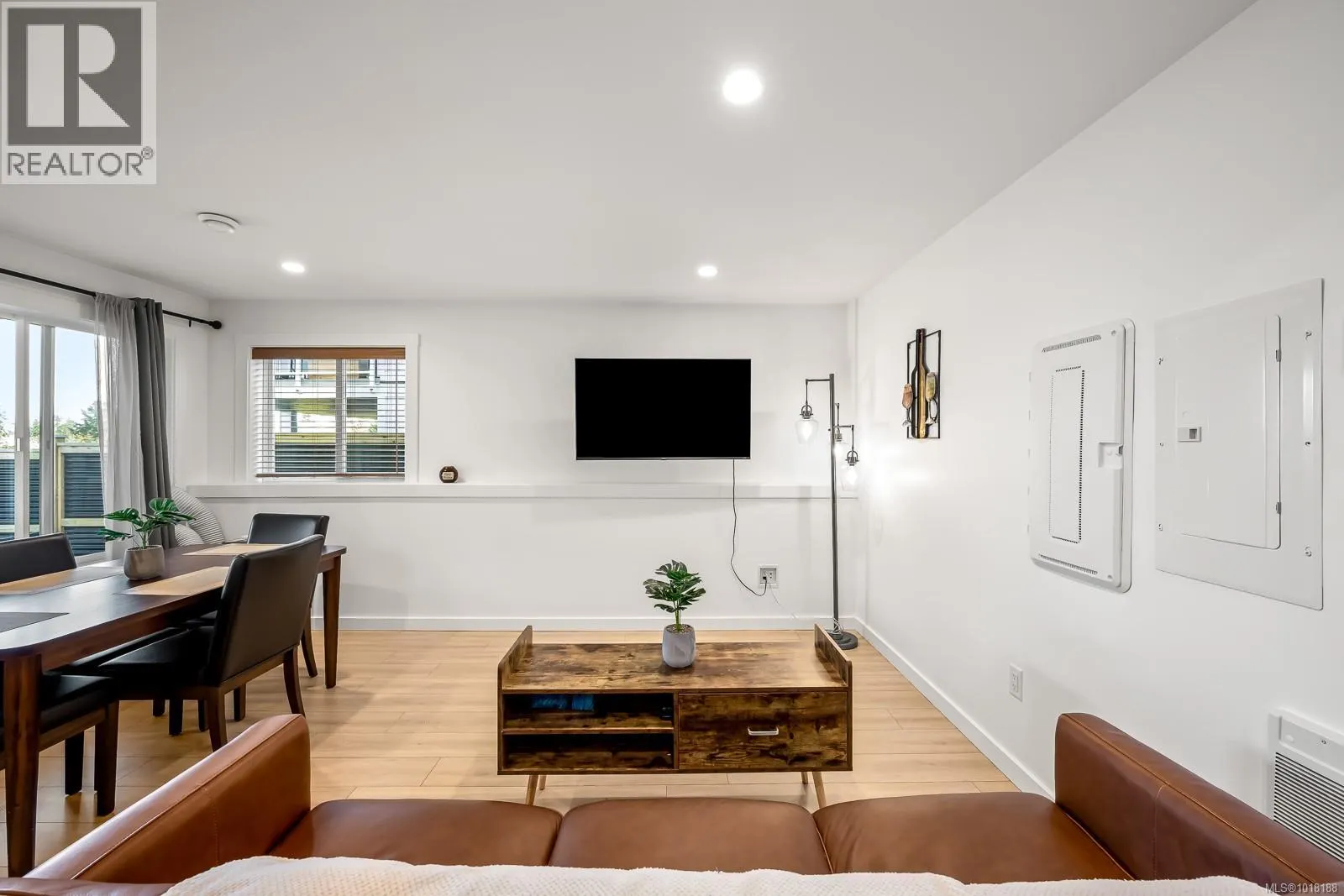 3366 Marygrove Dr