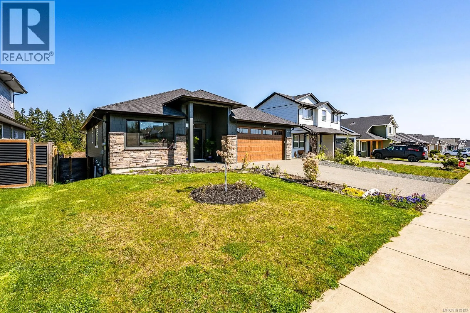 3366 Marygrove Dr
