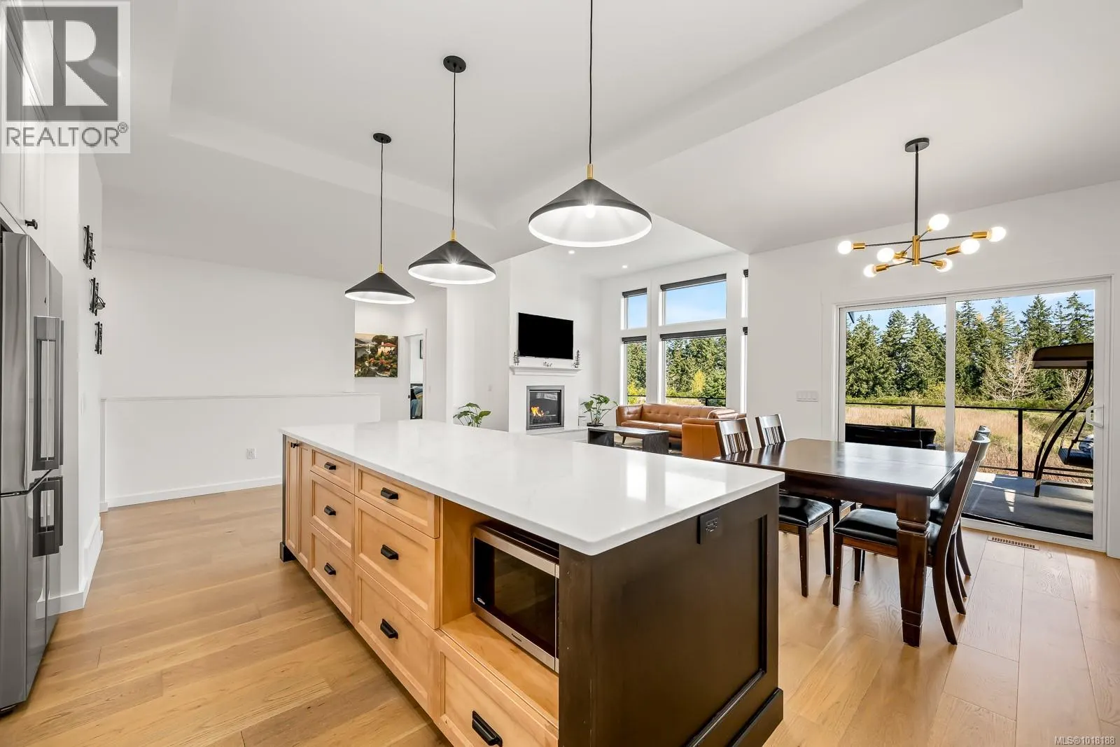 3366 Marygrove Dr